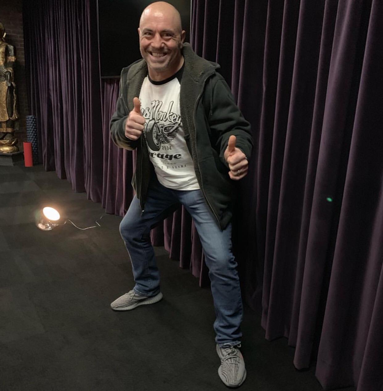 Wavy Joe Rogan. Kanye