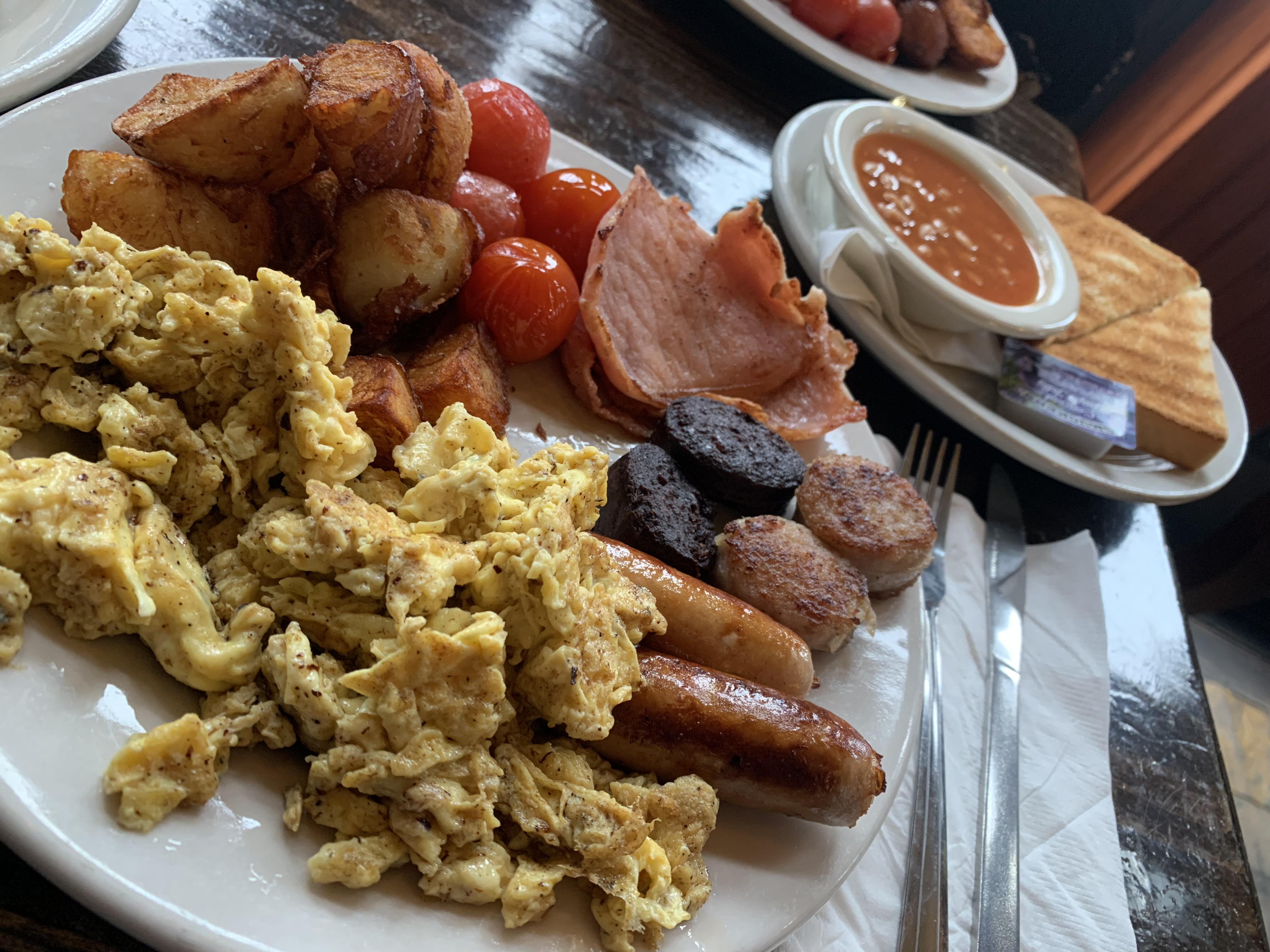 [I ate] Full Irish Breakfast r/food