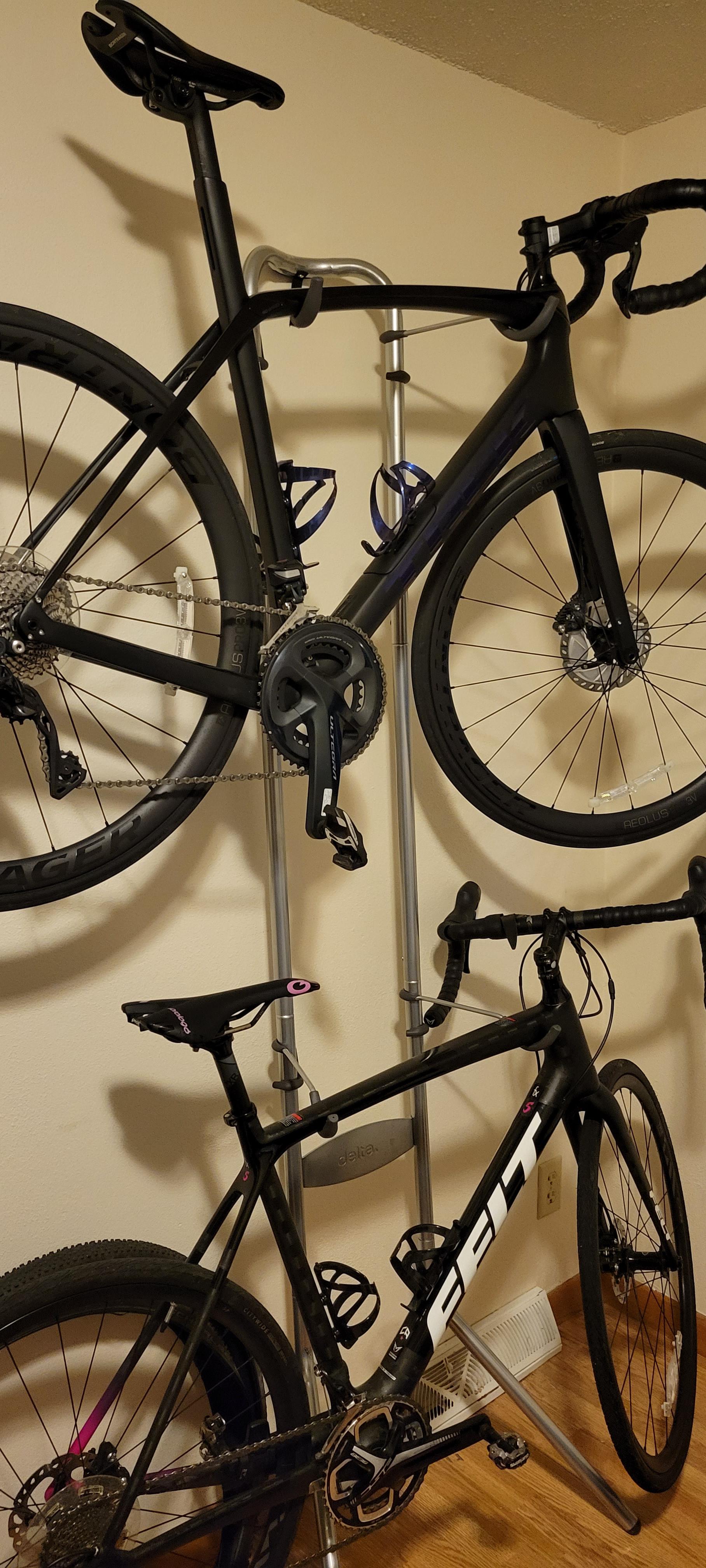 Carbon Frame Bikes and Hook Wall Mounts? bicycling