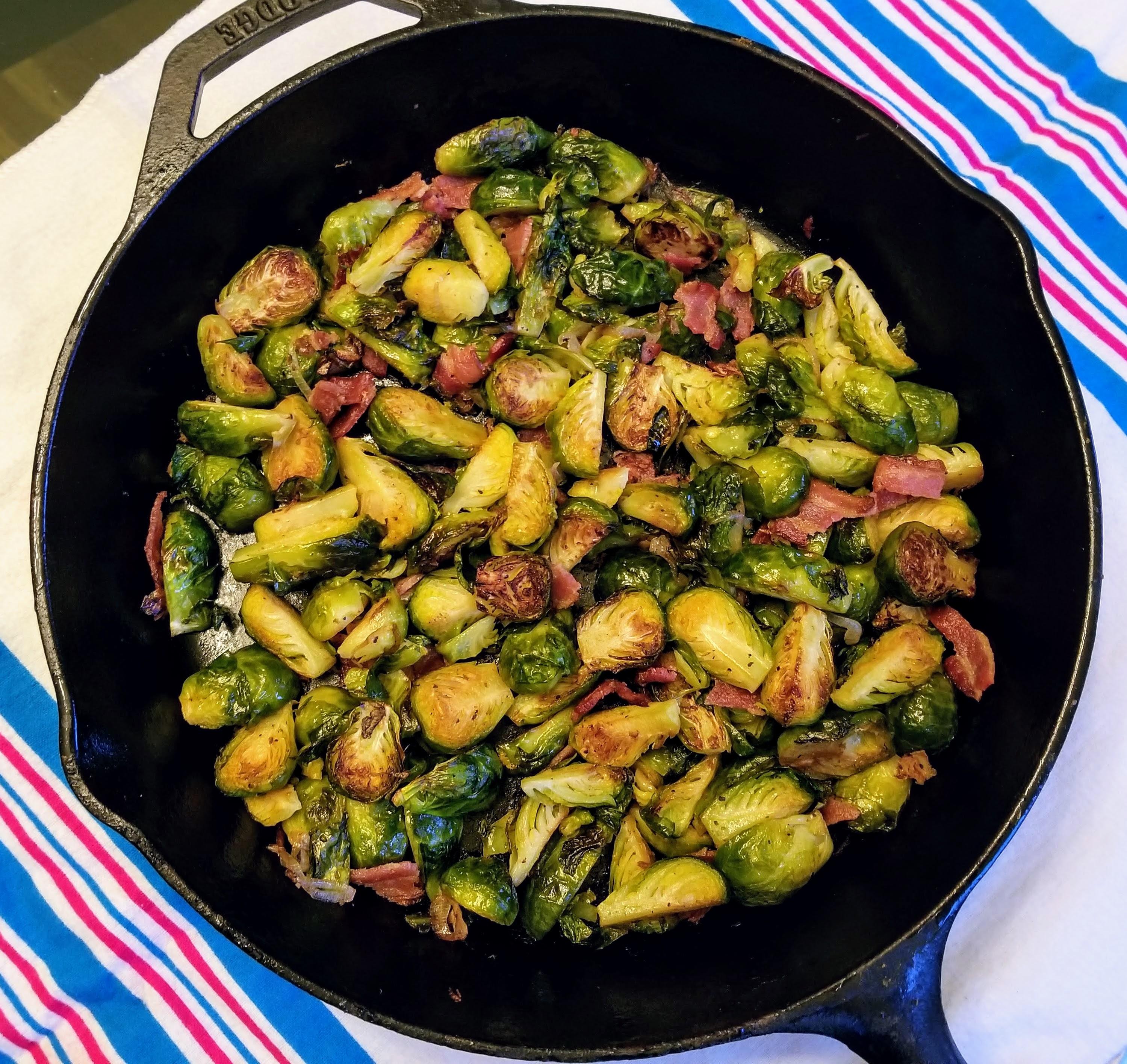 [Homemade] Roasted Brussels Sprouts with Bacon and Shallot r/food
