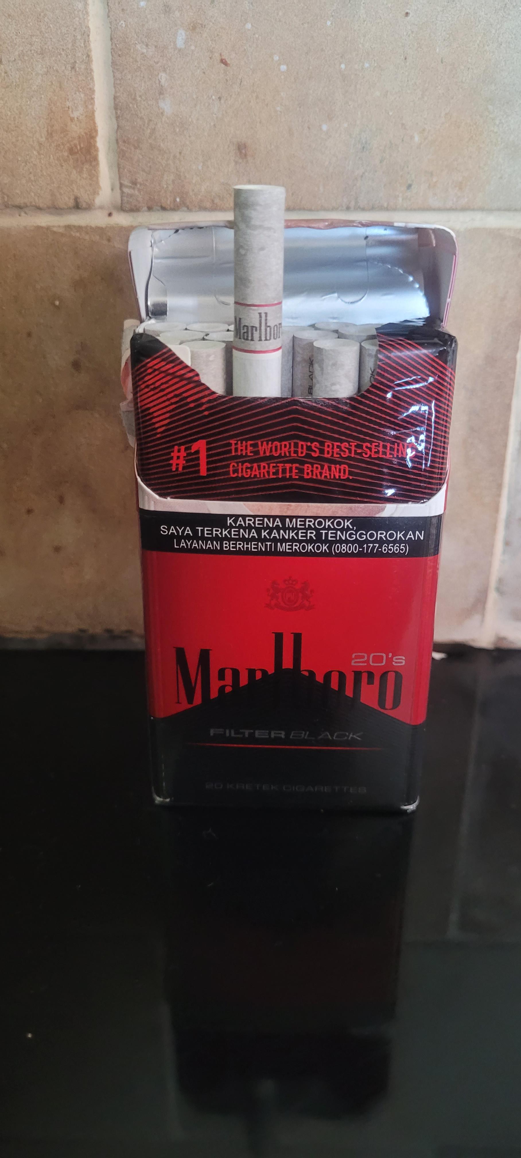 Marlboro Filter Black Kretek. The design is awesome and the taste is very strong. r/Cigarettes