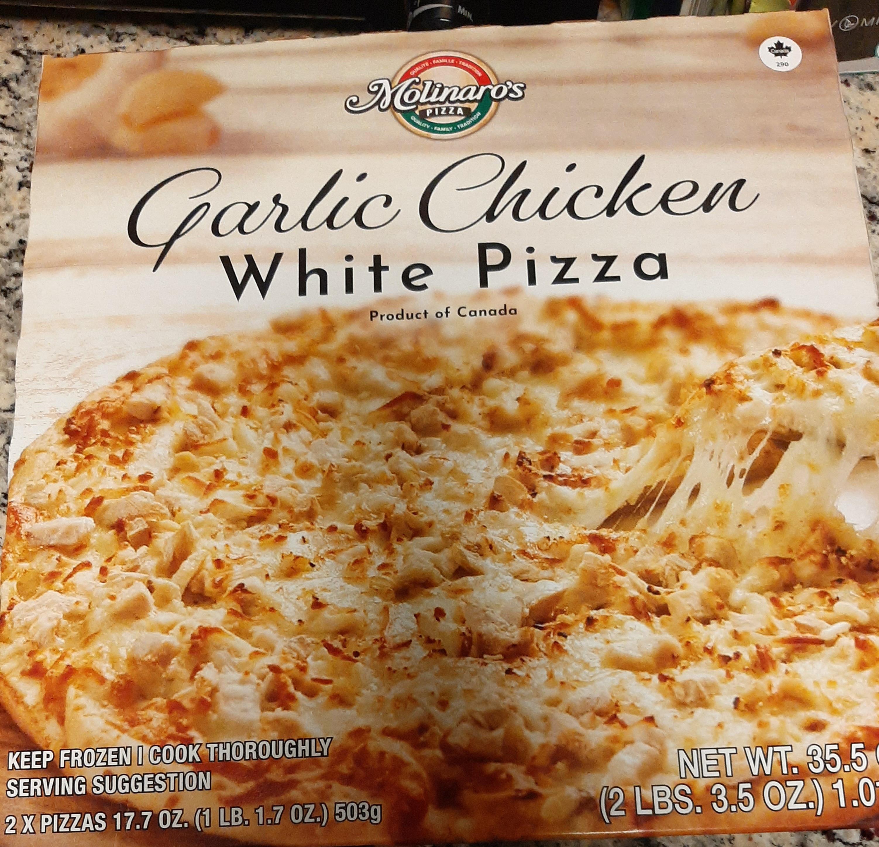 Molinaro's Garlic Chicken White Pizza is delicious! r/Costco