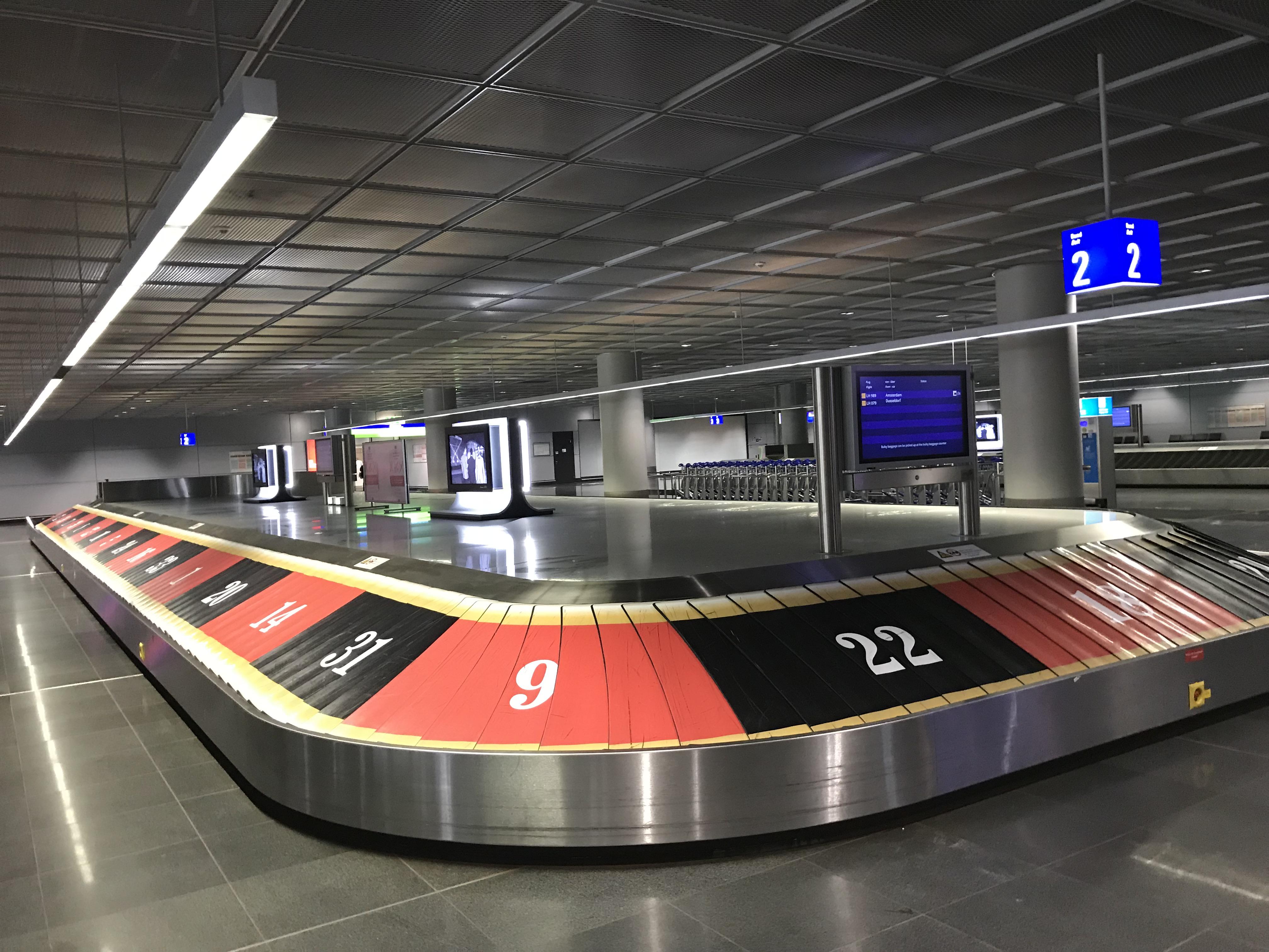 This baggage claim in Frankfurt, Germany r/mildlyinteresting