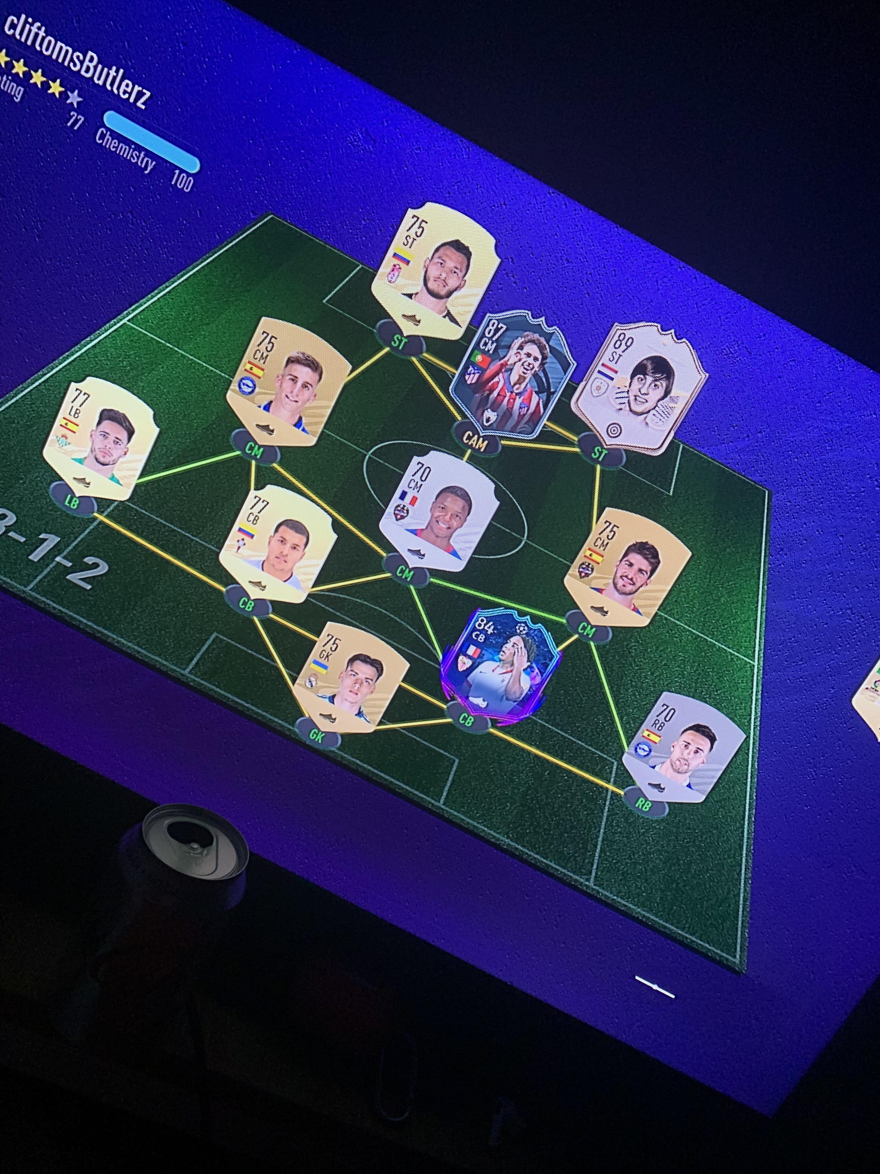 How am I facing this in managerial masterpiece? r/FIFA_Ultimate_Team