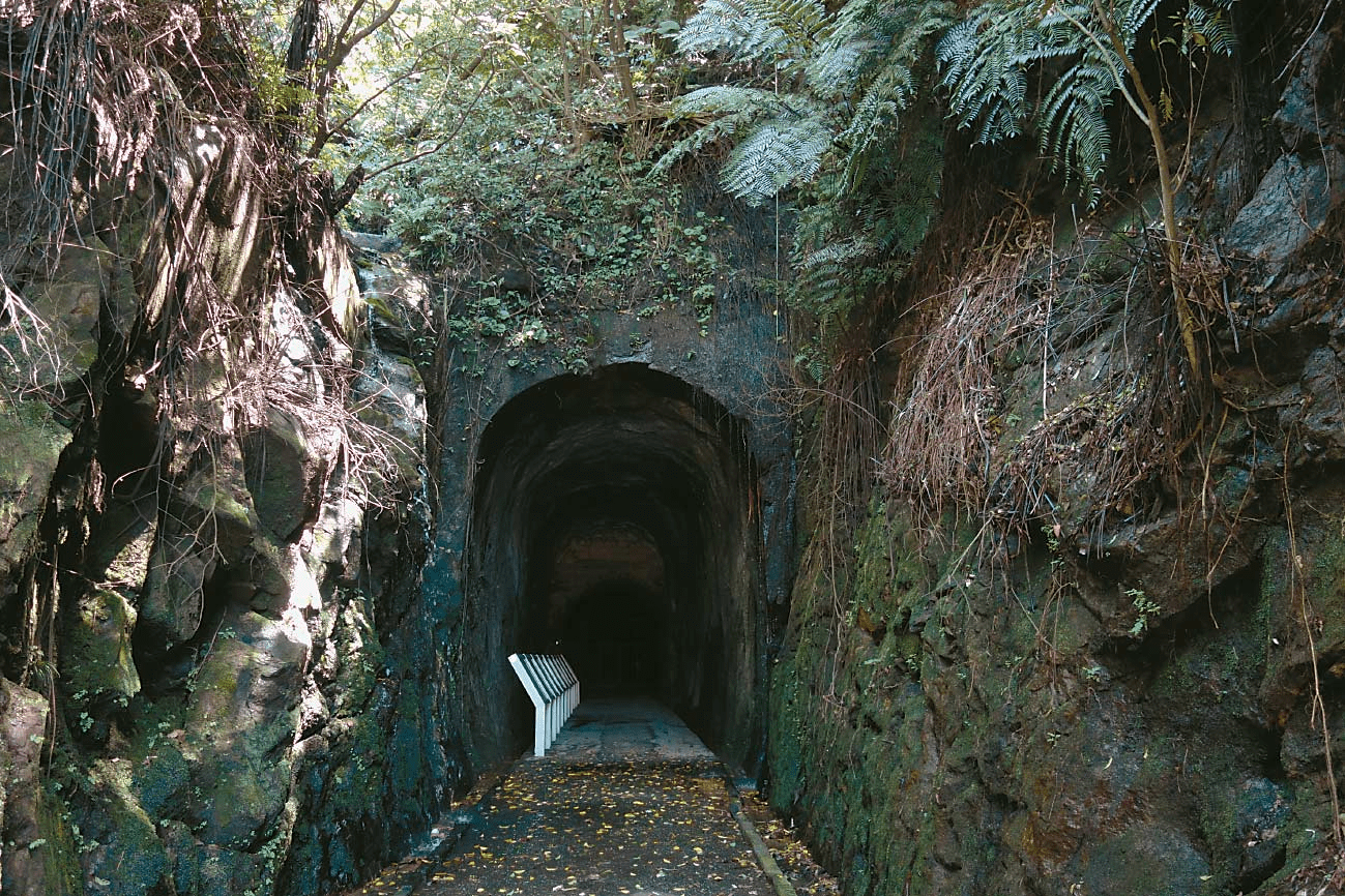 Shiqiuling Tunnel, Taiwan's first railway tunnel, built in the Qing