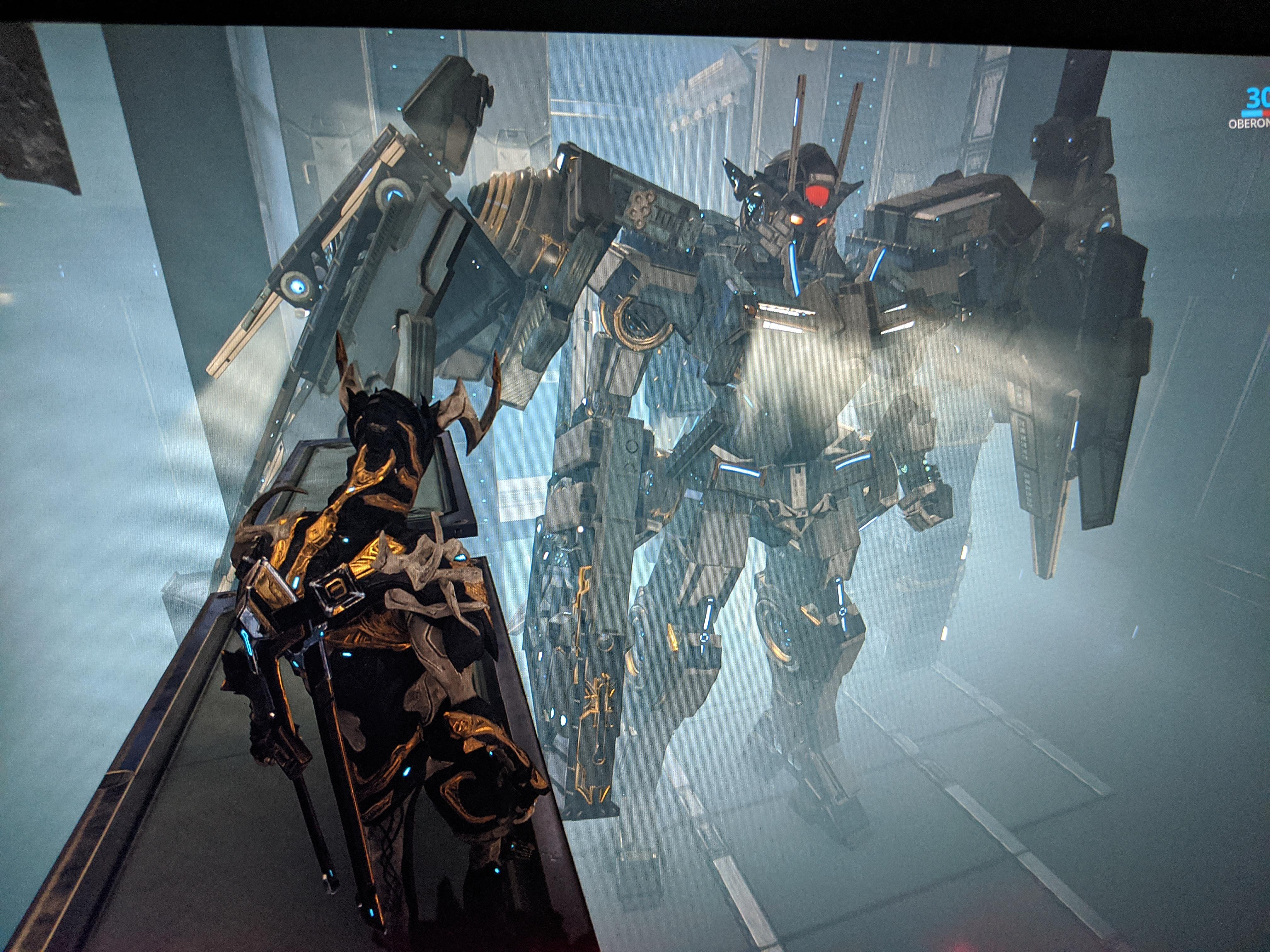 Yesterday I encountered a trader who had this amazing robot in his clan