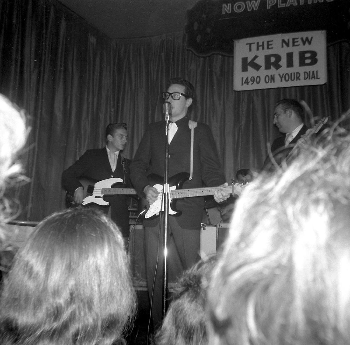 The Last Photo of Buddy Holly Alive 1959 r/OldSchoolCool