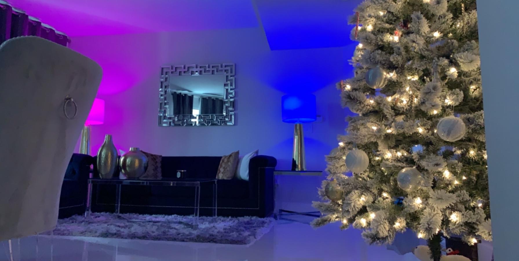 Obsessed with the hue lights here’s an old pic from christmas r/Hue