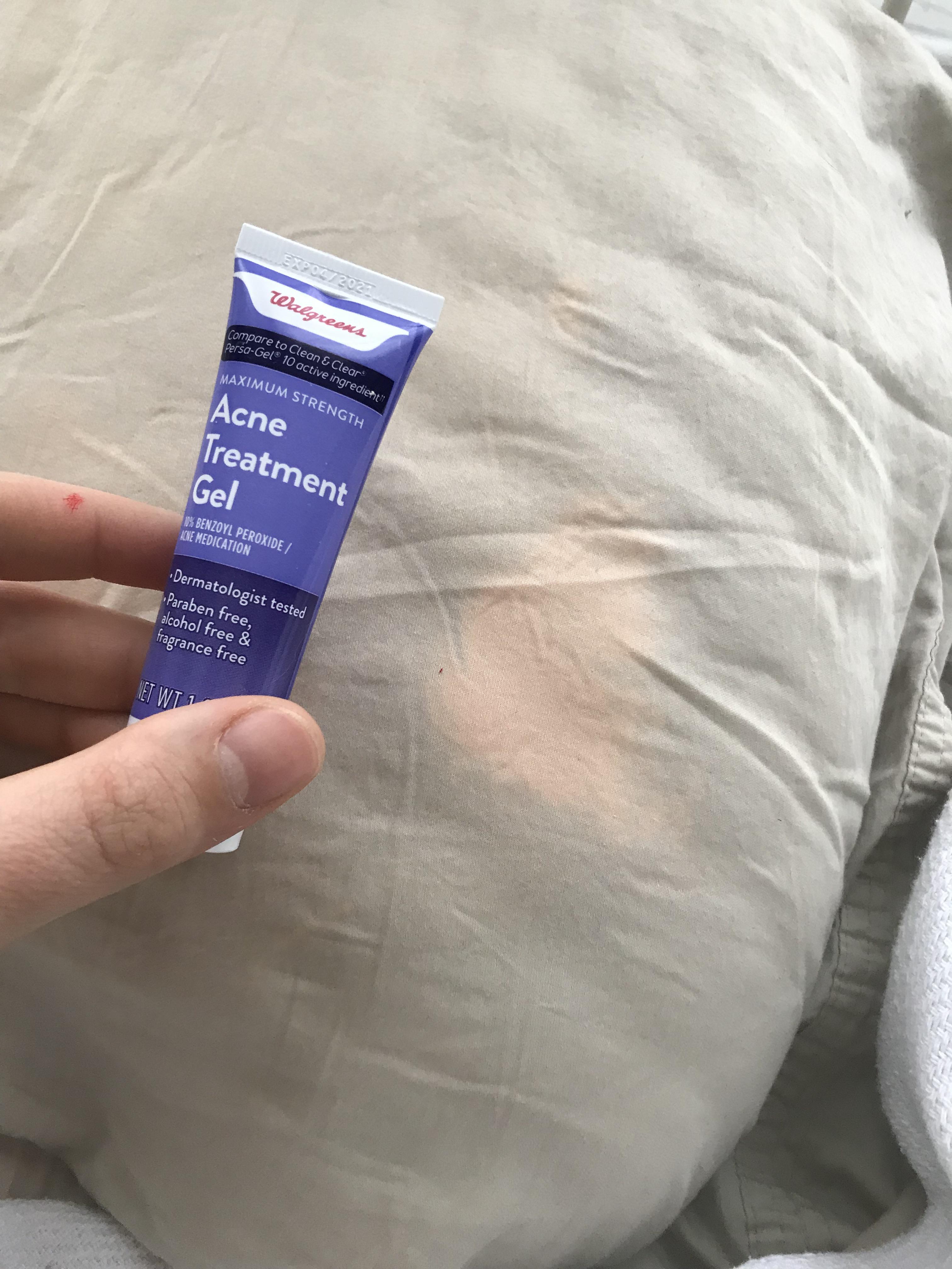 10 Benzol Peroxide cream bleached pillow case overnight 😨 r