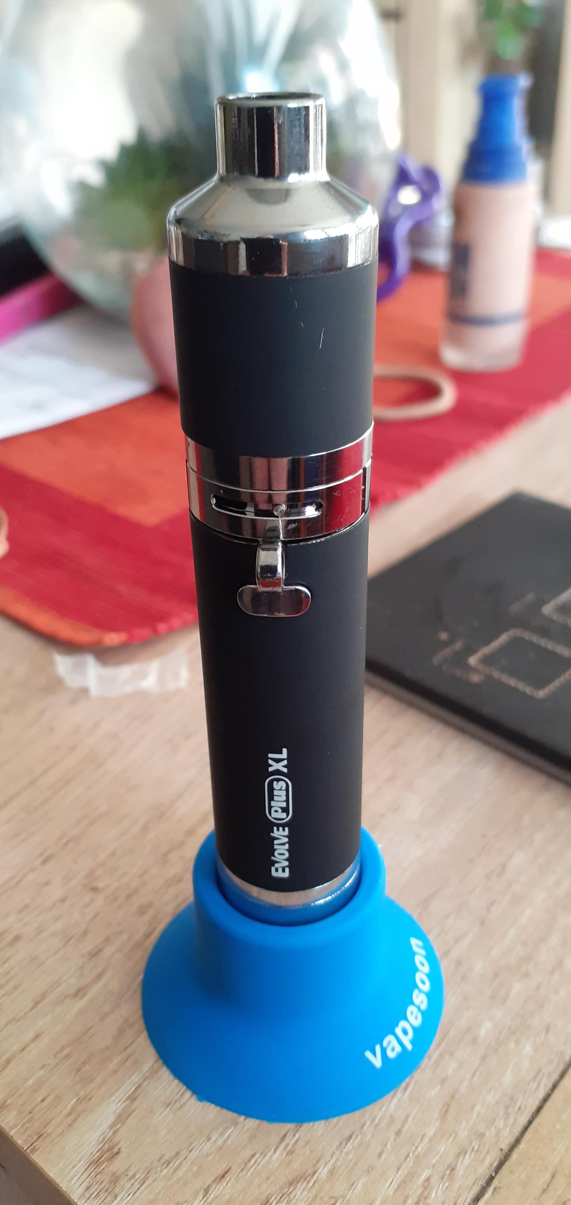 Top tip everytime you dab with this take a few upside down dabs and it