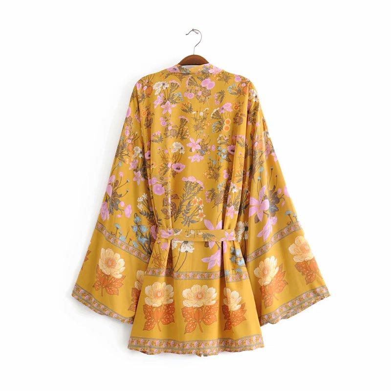Hi! Where can I buy this kimono? vintage