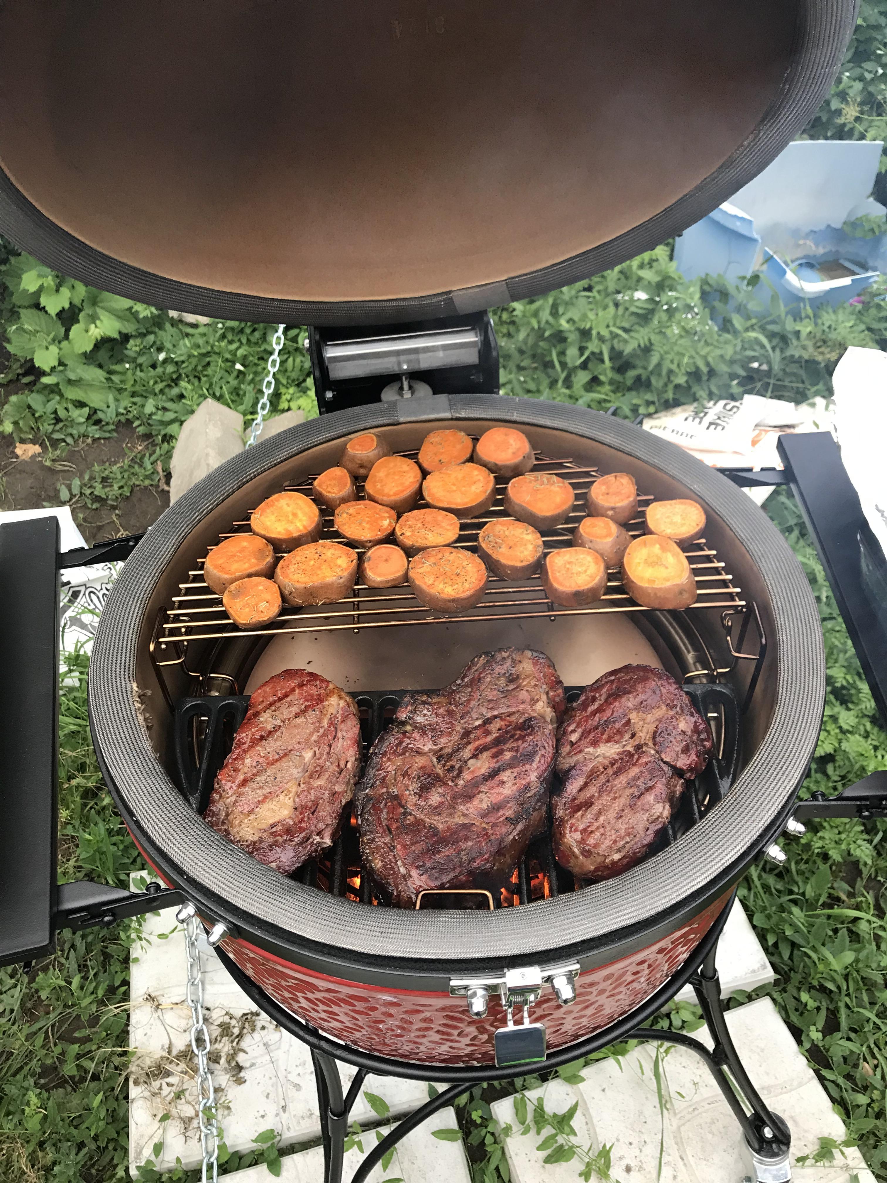 First cook on Kamado. Smoked and grilled ribeye r/BBQ