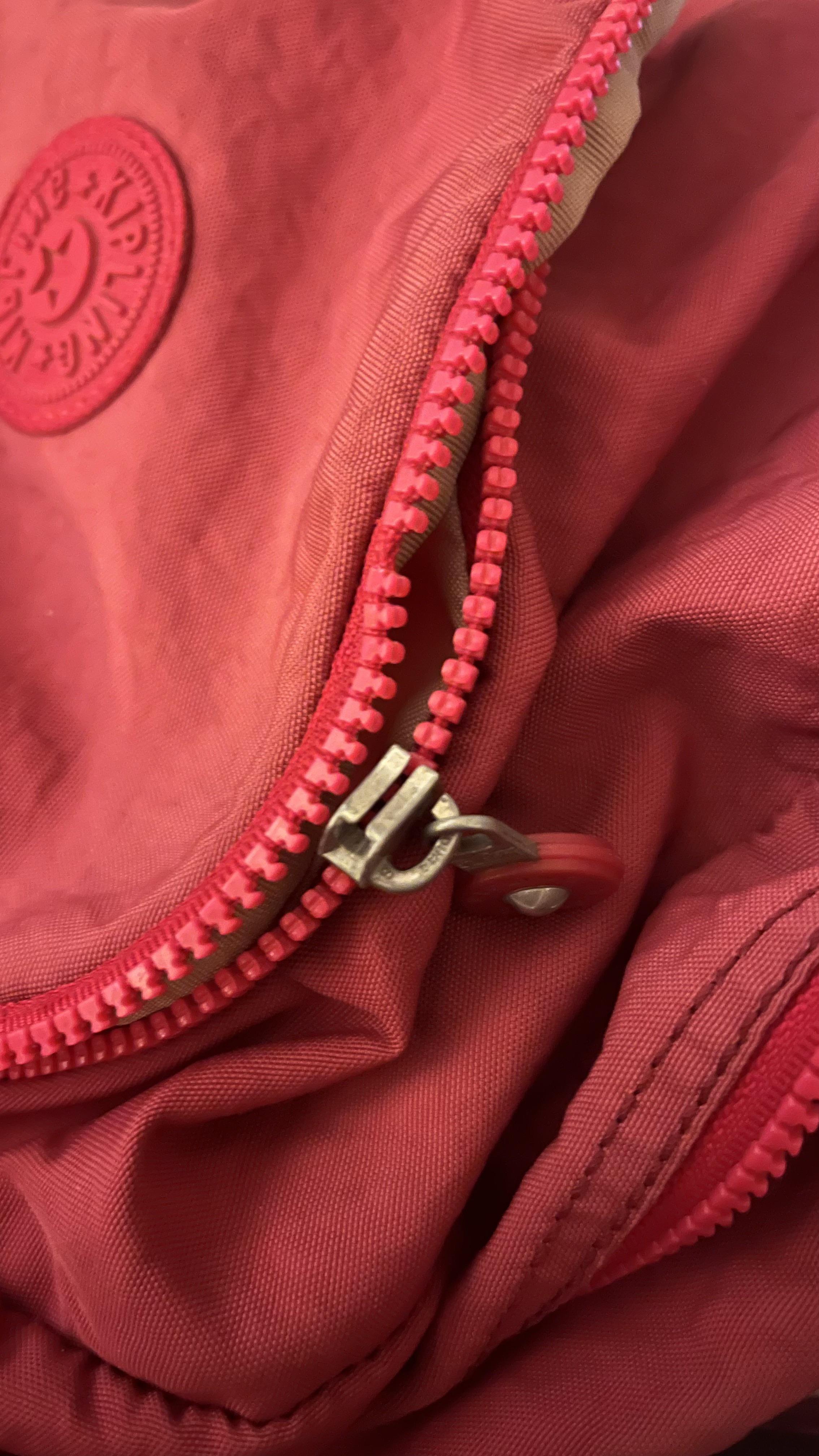My zipper came off one side, im traveling tomorrow and i need the bag