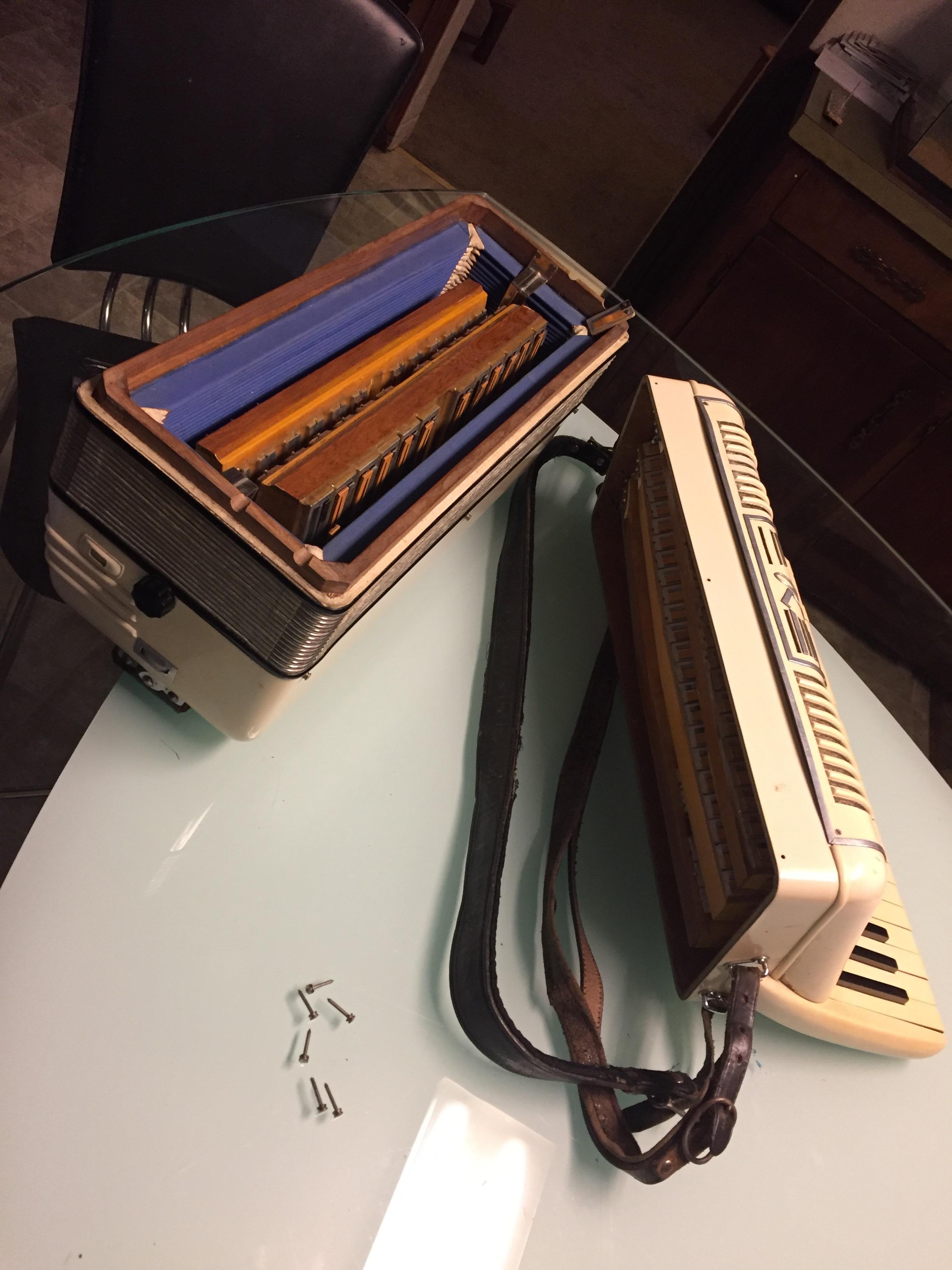 After only a couple hours this sub reddit helped me fix my accordion