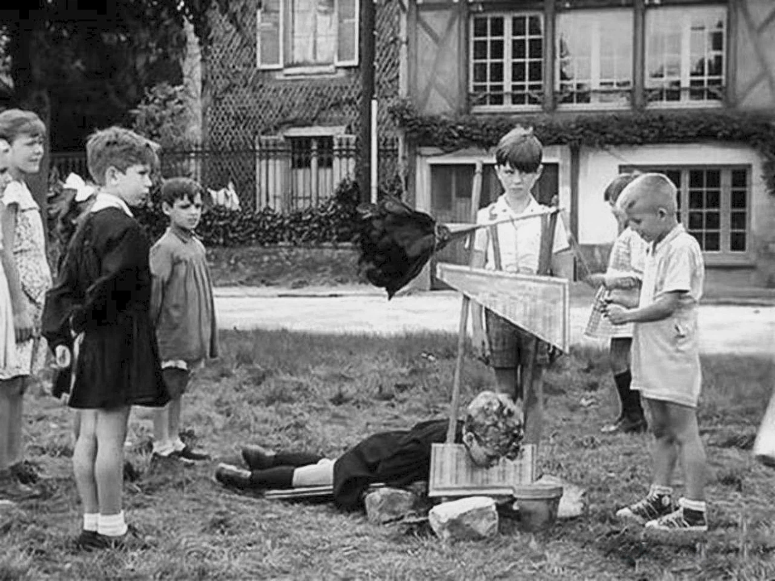 Kids in the old days were far more innocent r/CasualUK