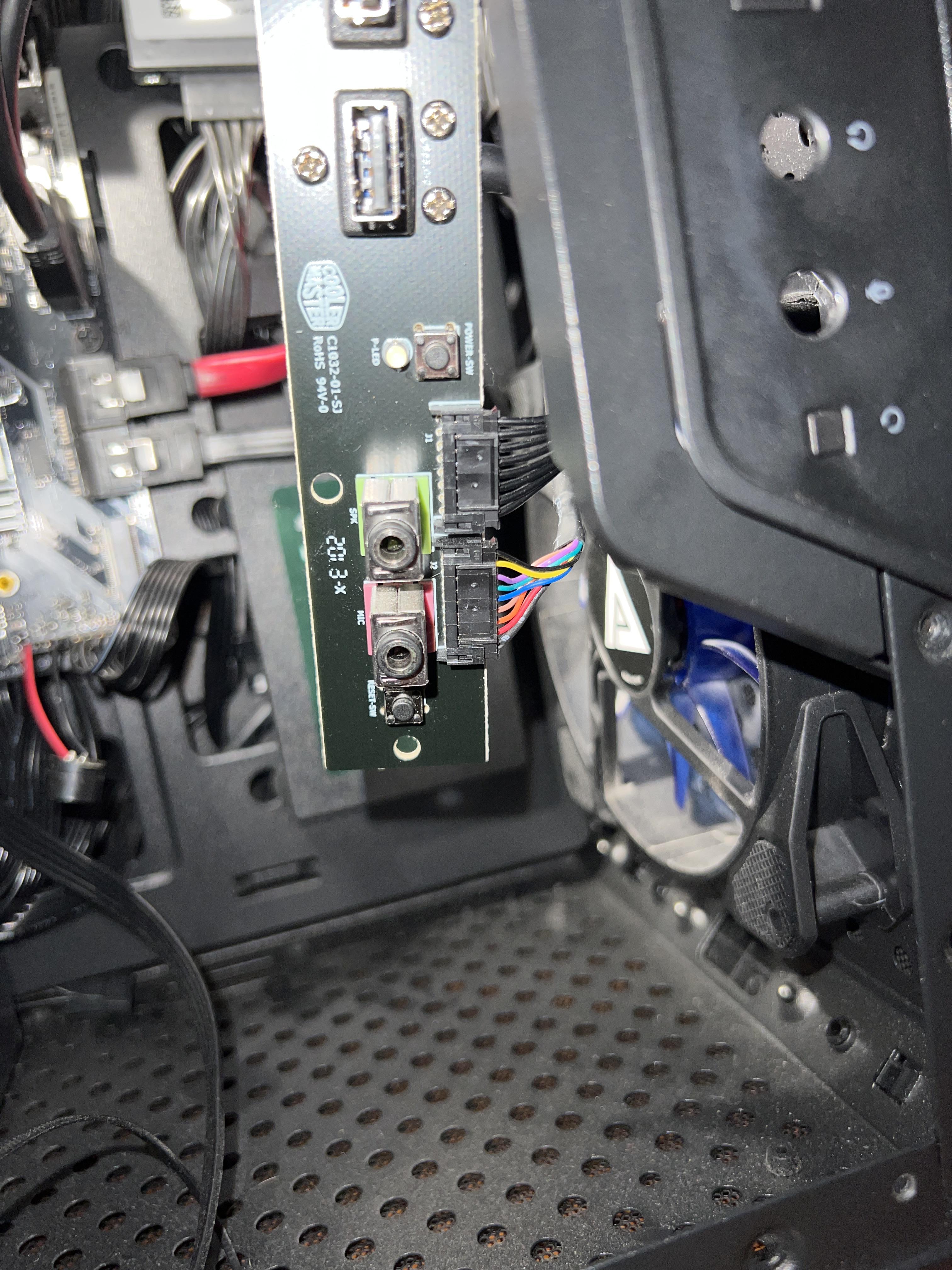 Help, Audio output wont work on my speaker and sound terrible on headphones r/pchelp