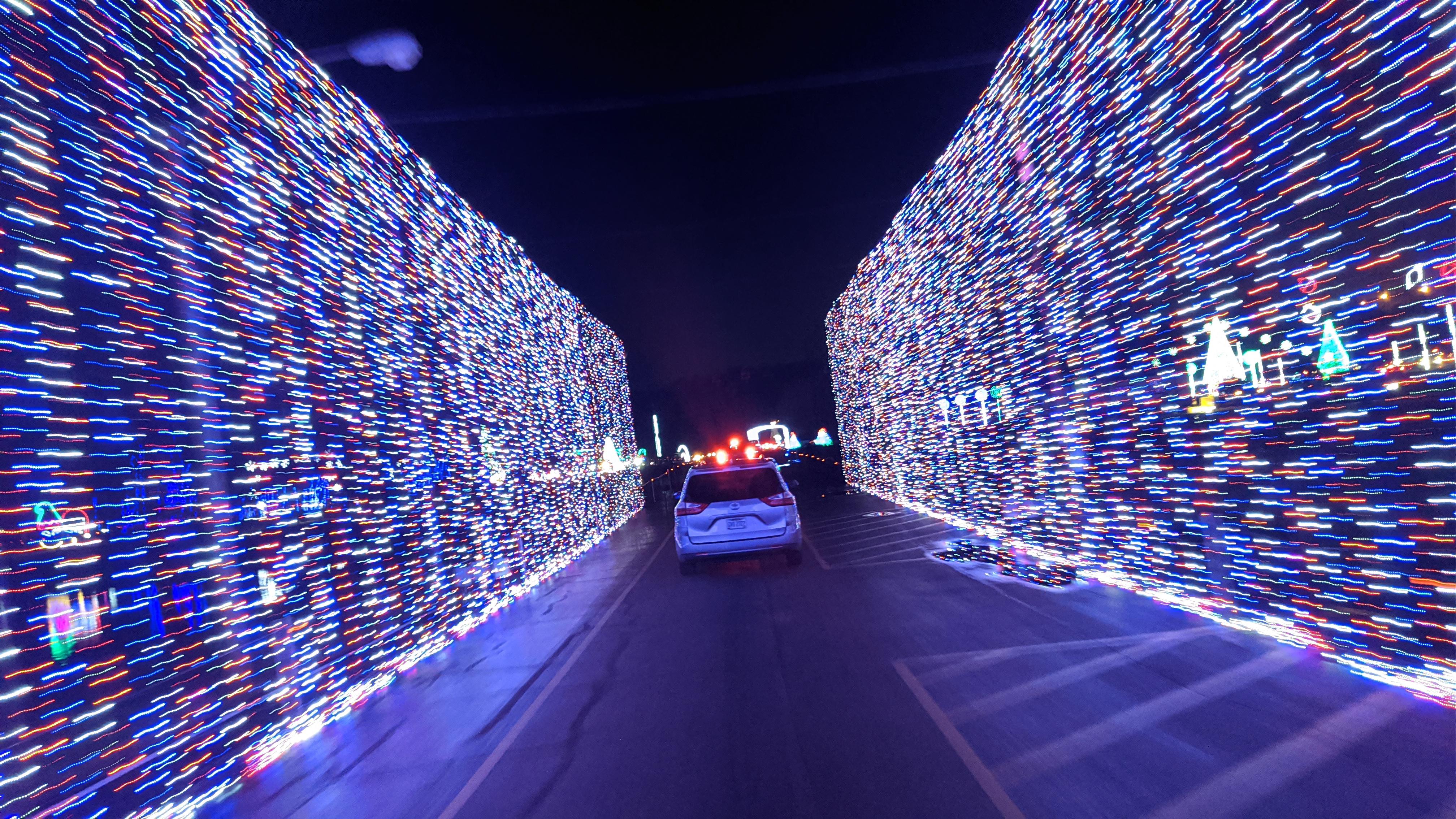 Drive Thru Lights r/pixelography