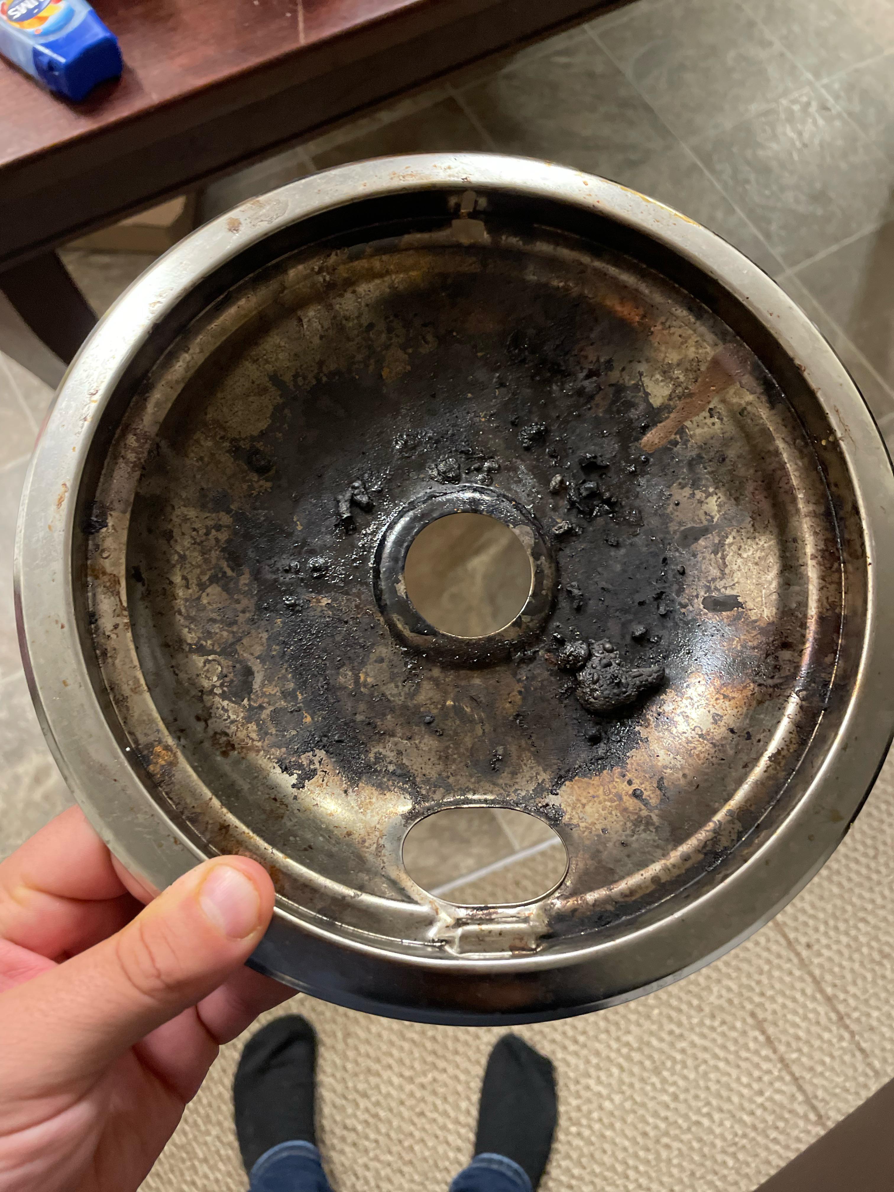 Ideas on how(if it can be cleaned) to clean this, smokes when using