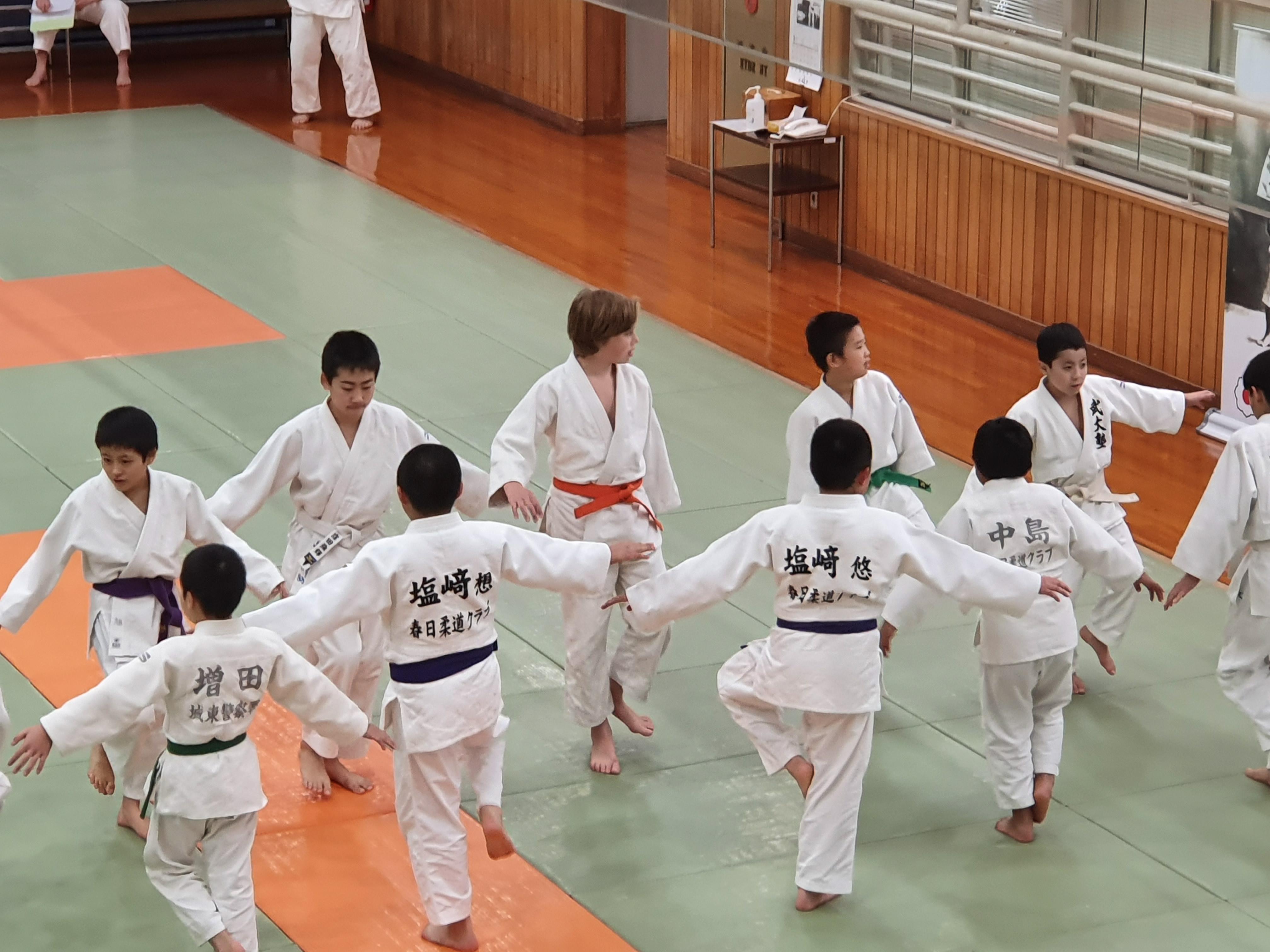 How Long Does It Takes To Get a Black Belt in Muay Thai?