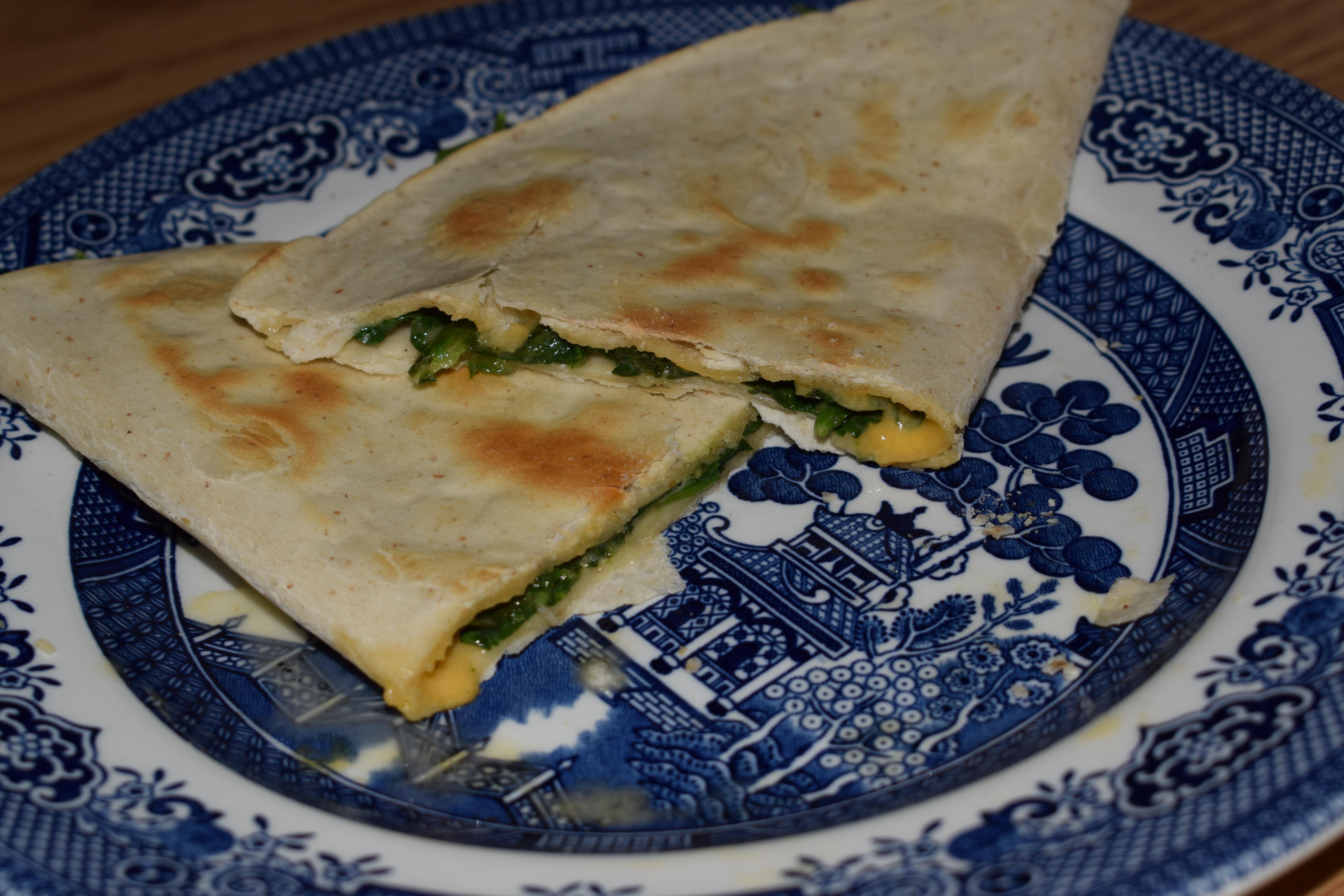 Simple spinach & cheese quesadilla/wrap! r/1200isplenty