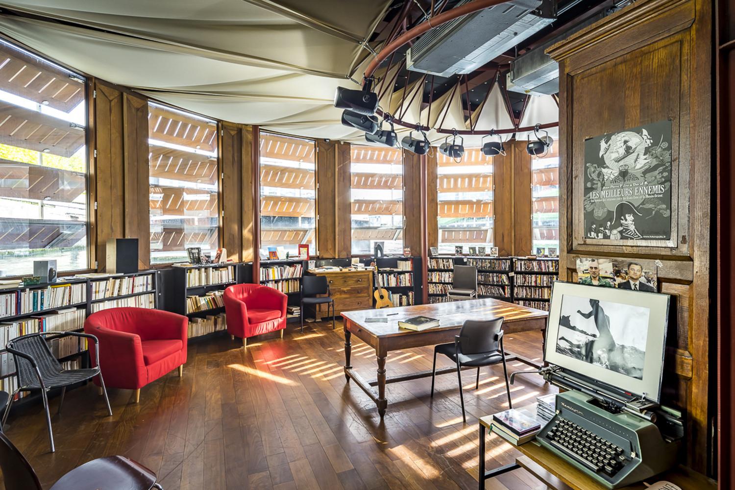 The Lobby for a Psychiatric Hospital on the River in Paris Center [1500
