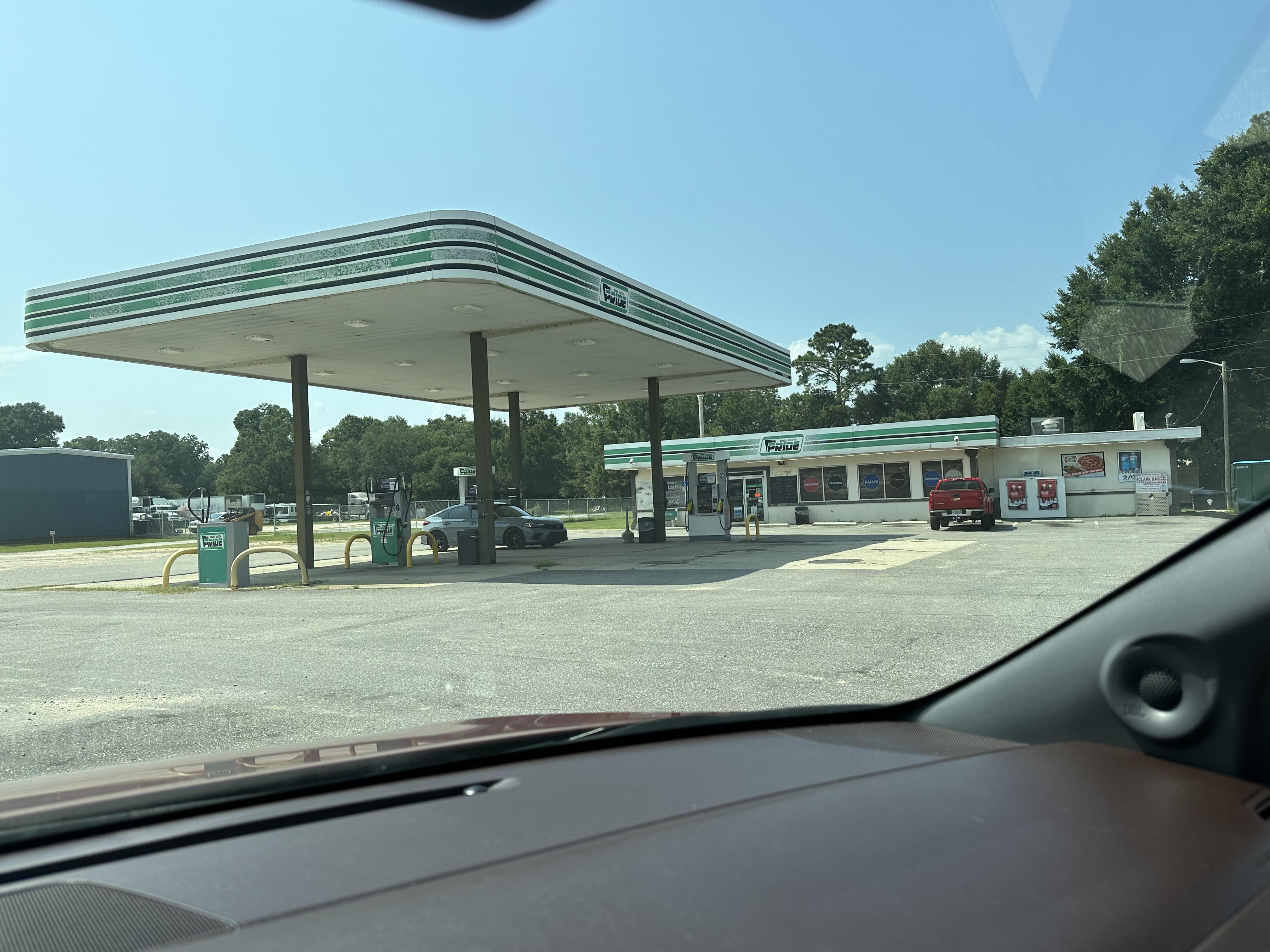 Greetings from Seminole, Alabama. “Man Love Rules, OK” r/TopGear