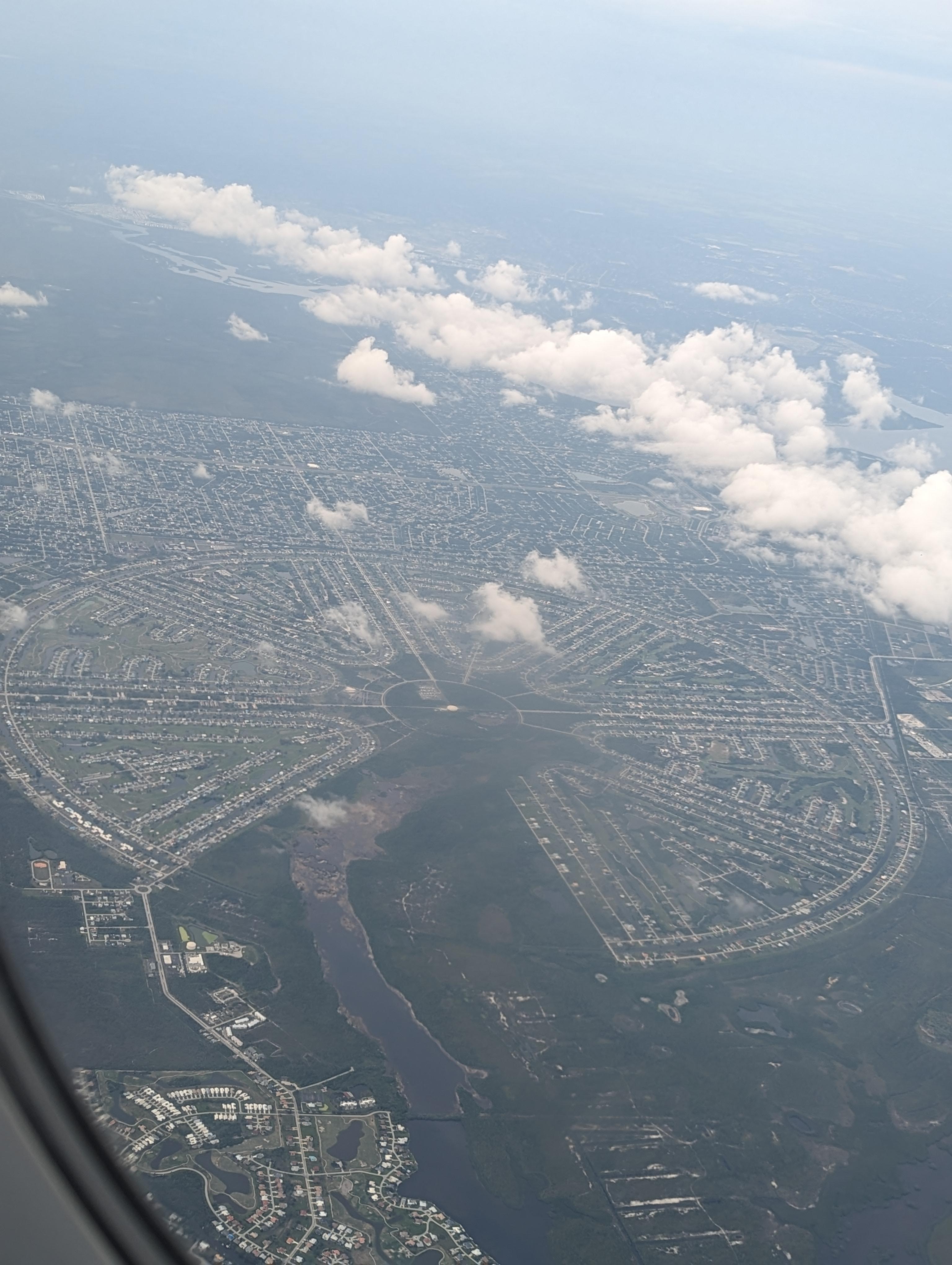 Rotonda West, Florida r/Suburbanhell