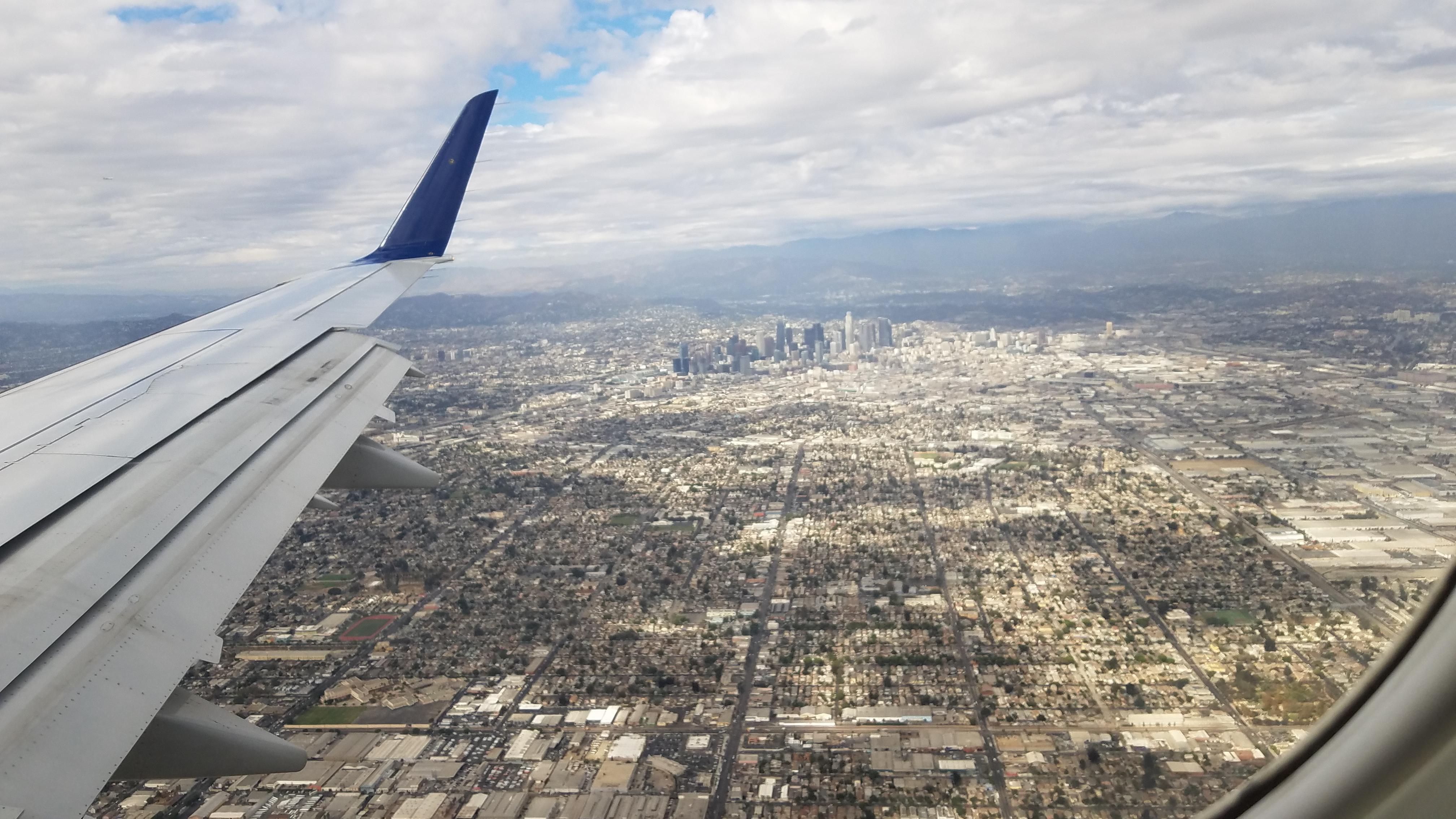 Los Angeles at elevation. r/pics