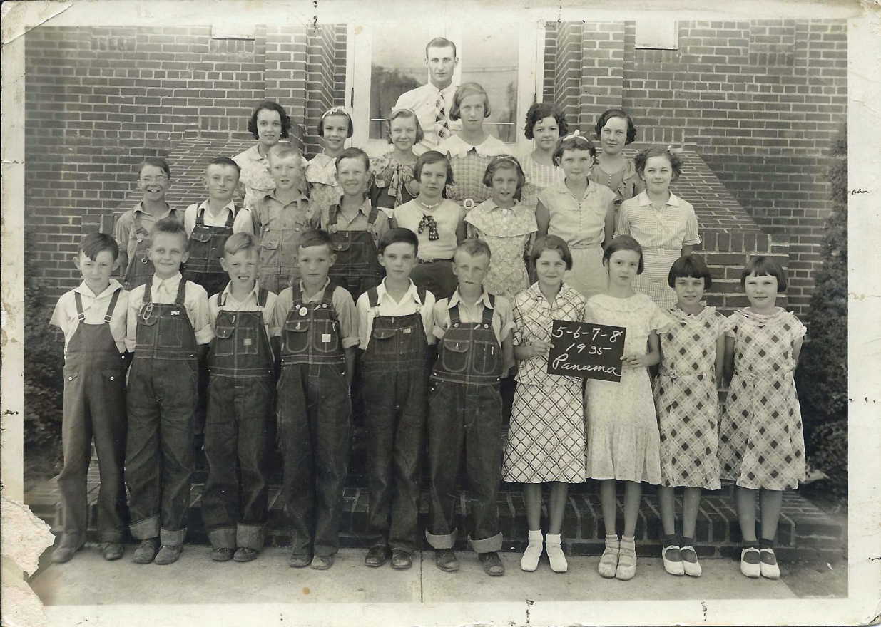 Dad's grade school picture Panama Nebraska 1935 r/TheWayWeWere