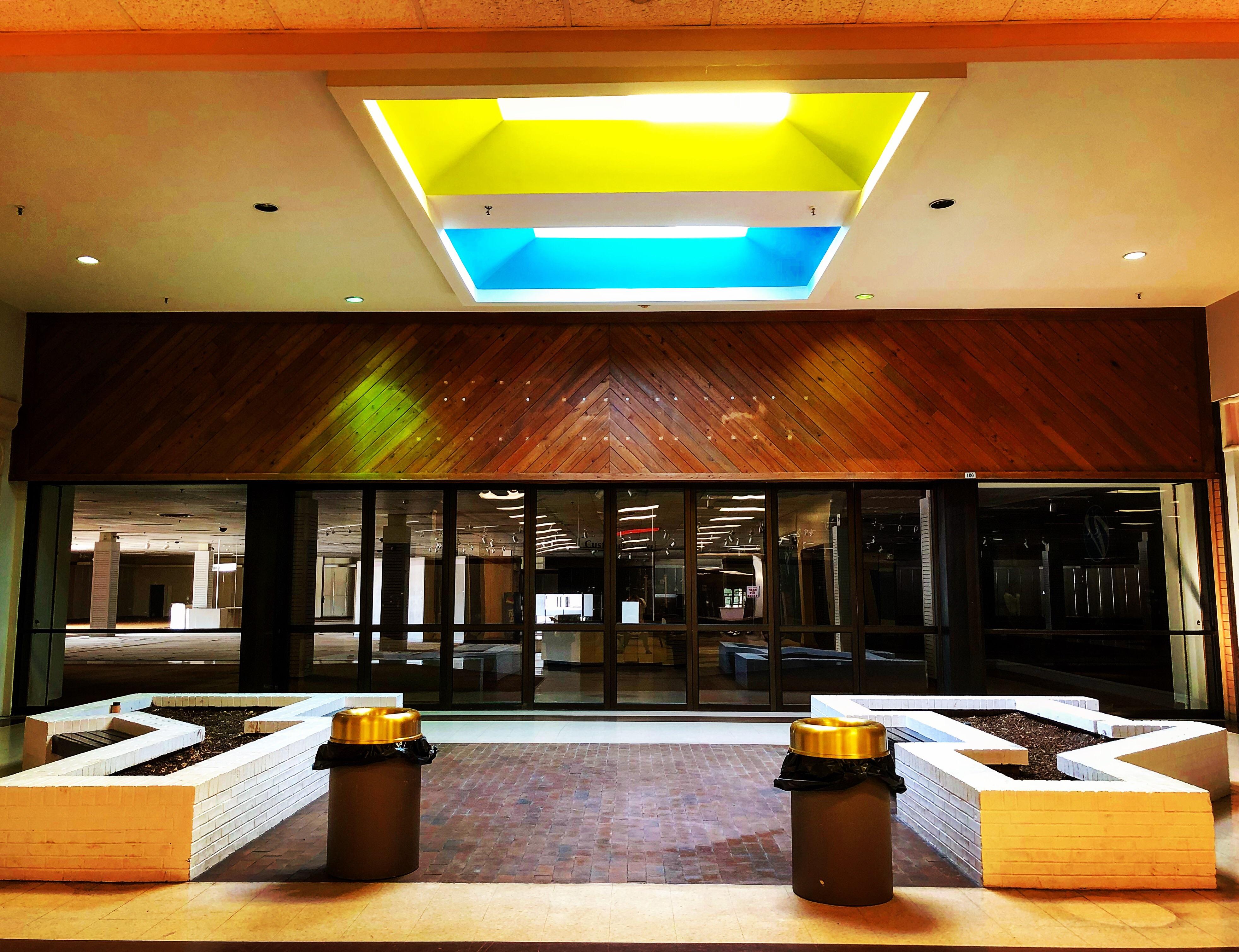 JCP scar inside the old but amazing Becker Village Mall in NC r/deadmalls