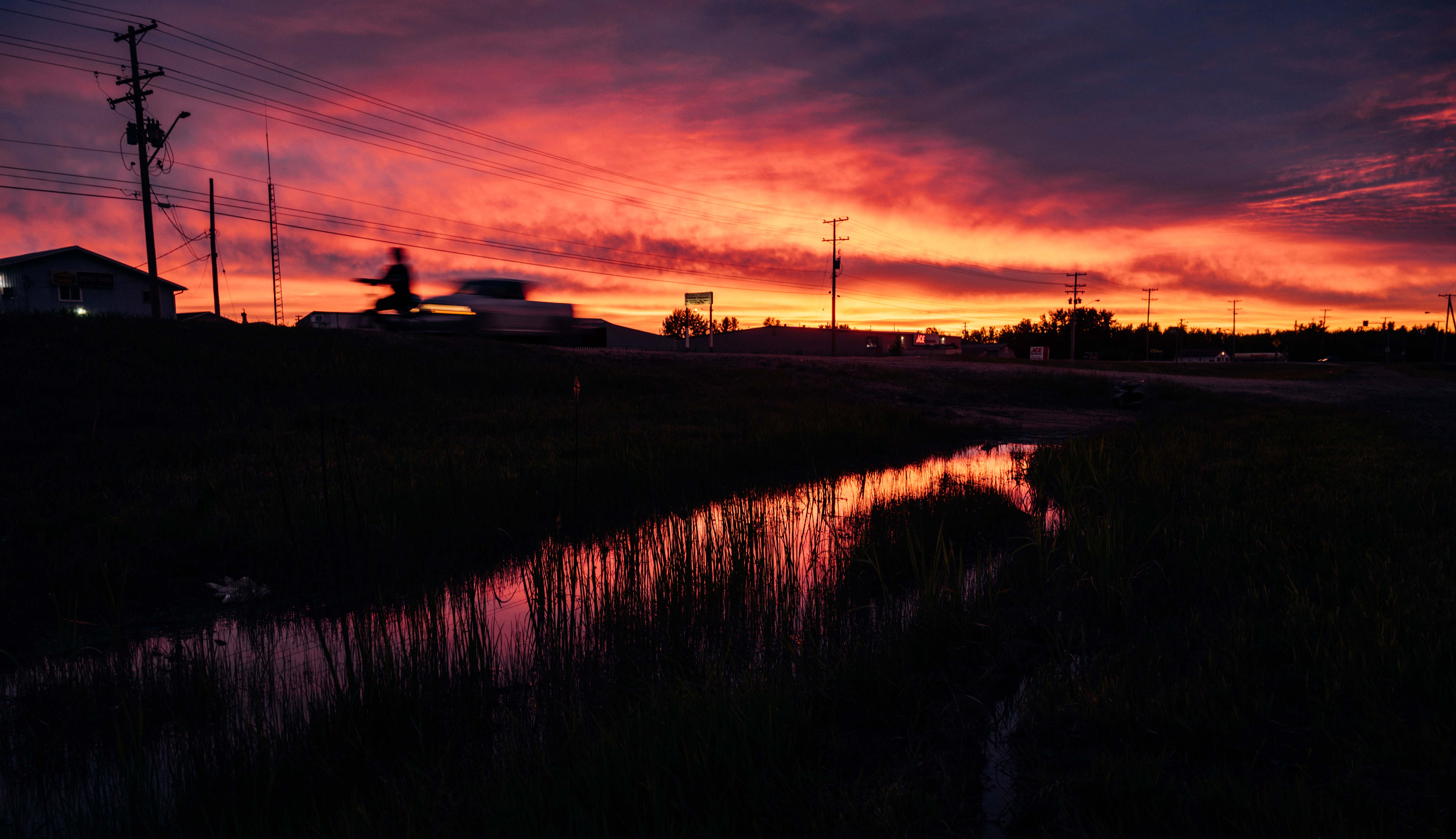 Popcorn Skies, June 18 in Air Ronge Northern SK [OC][6040 × 3479] r
