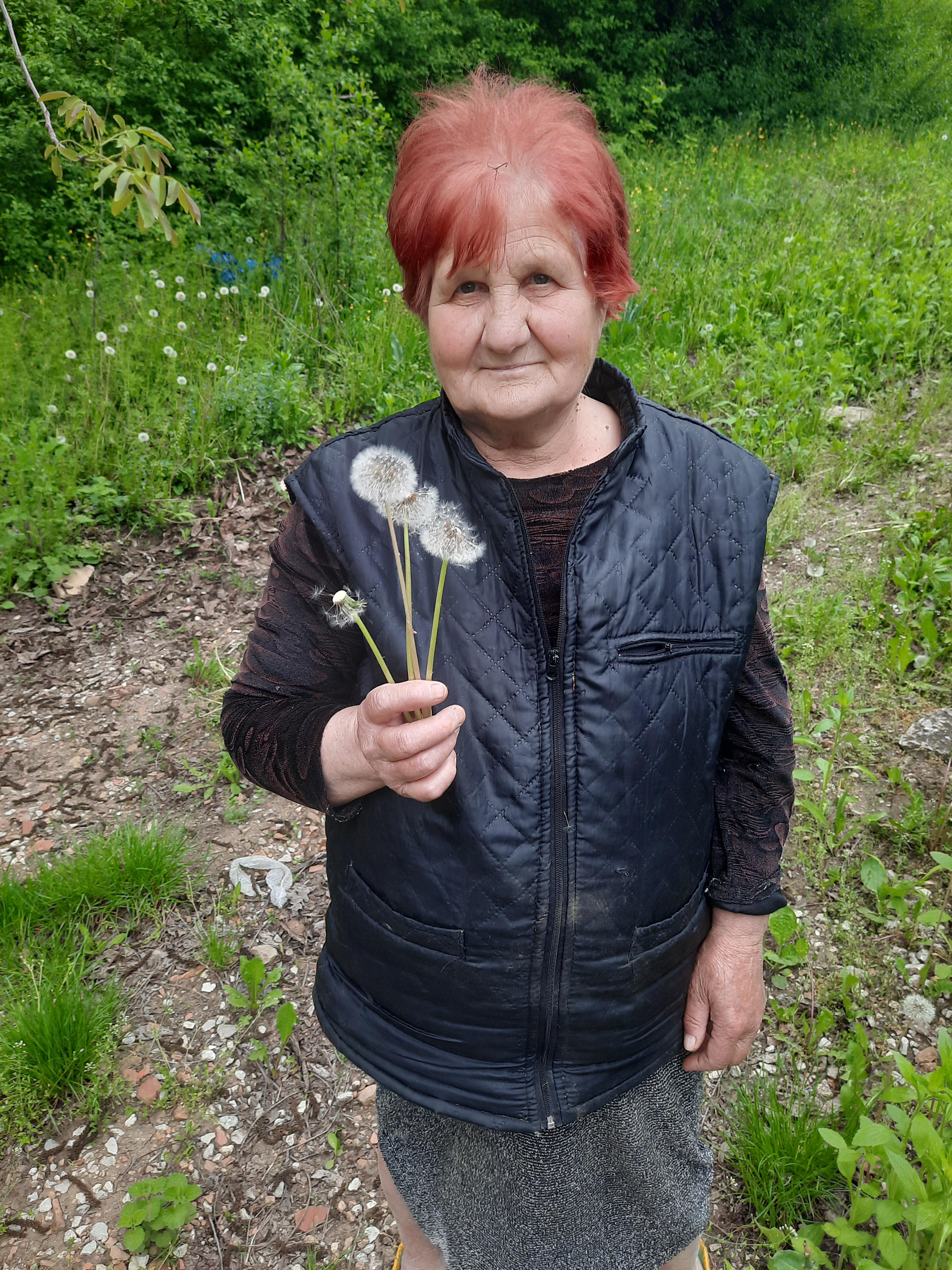 100 a month to sub to her onlyfans dm me if you want she gonna break