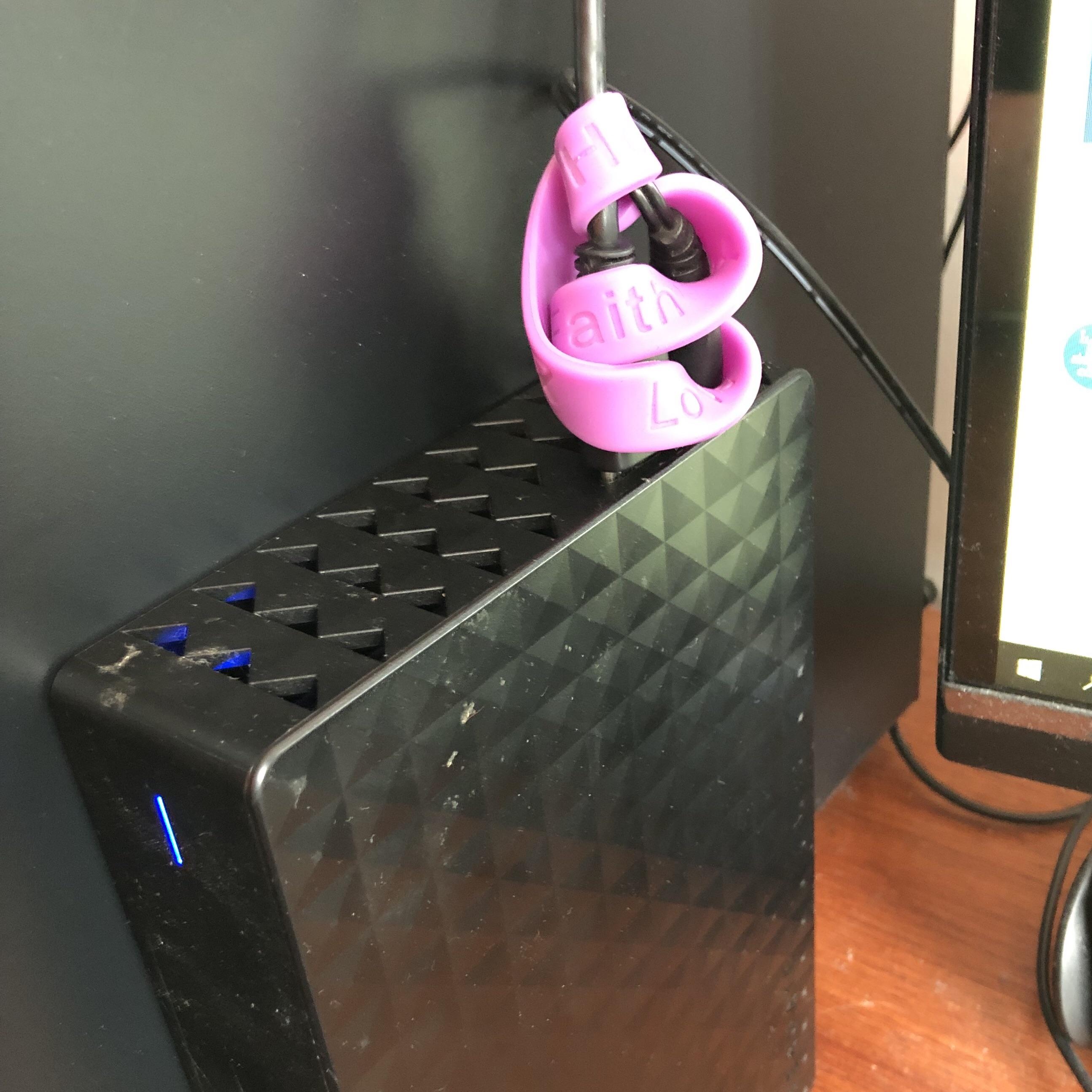 Fixing a loose Micro B port with faith alone r/techsupportmacgyver