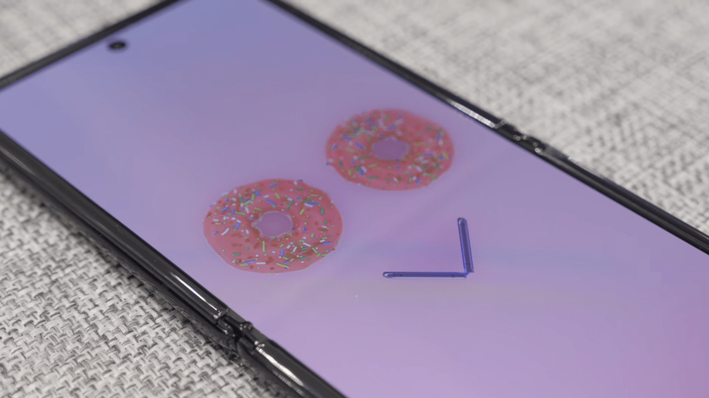 So, I was watching some Galaxy Z Flip reviews and... r/BlenderDoughnuts