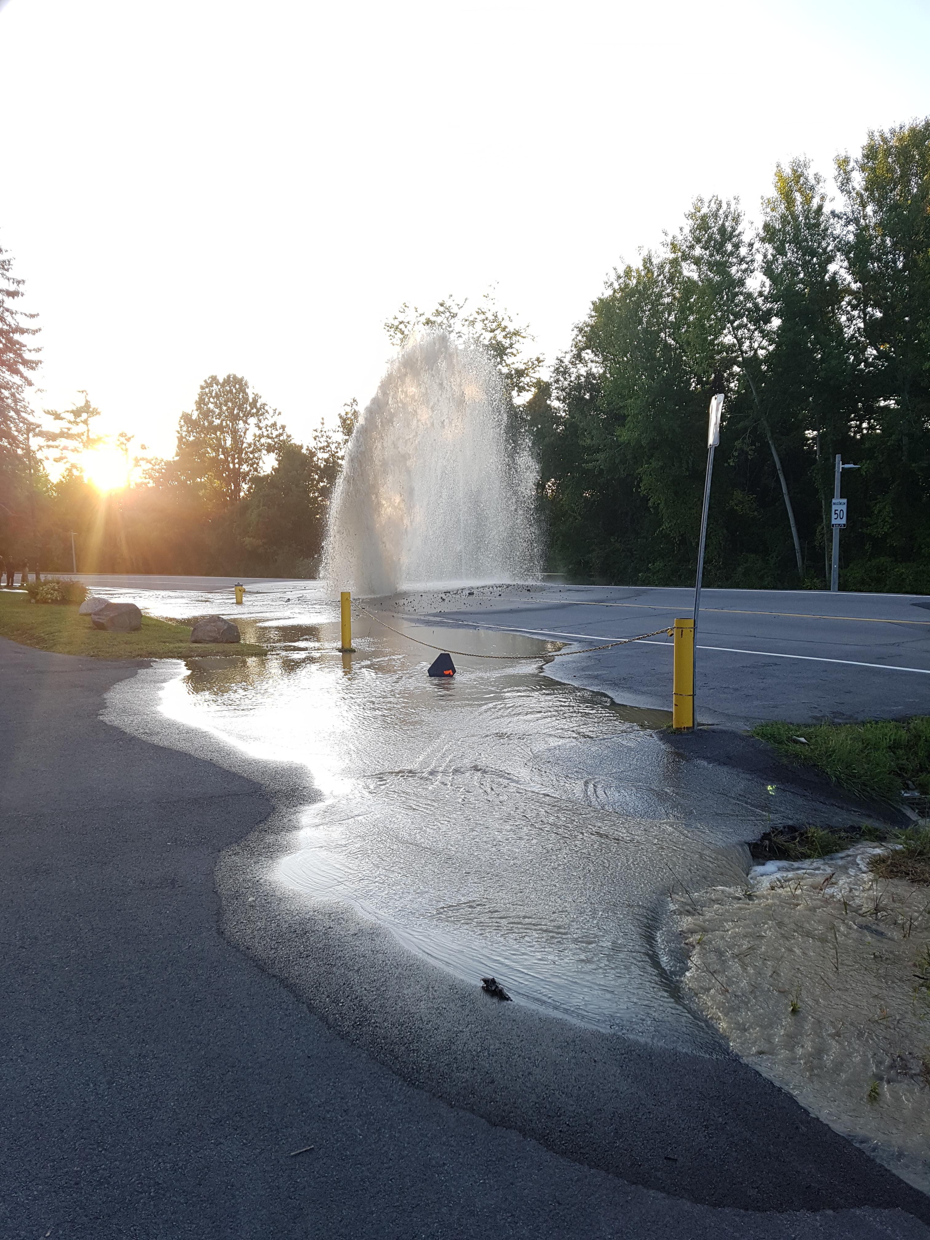 Water main break on Katimavic r/ottawa