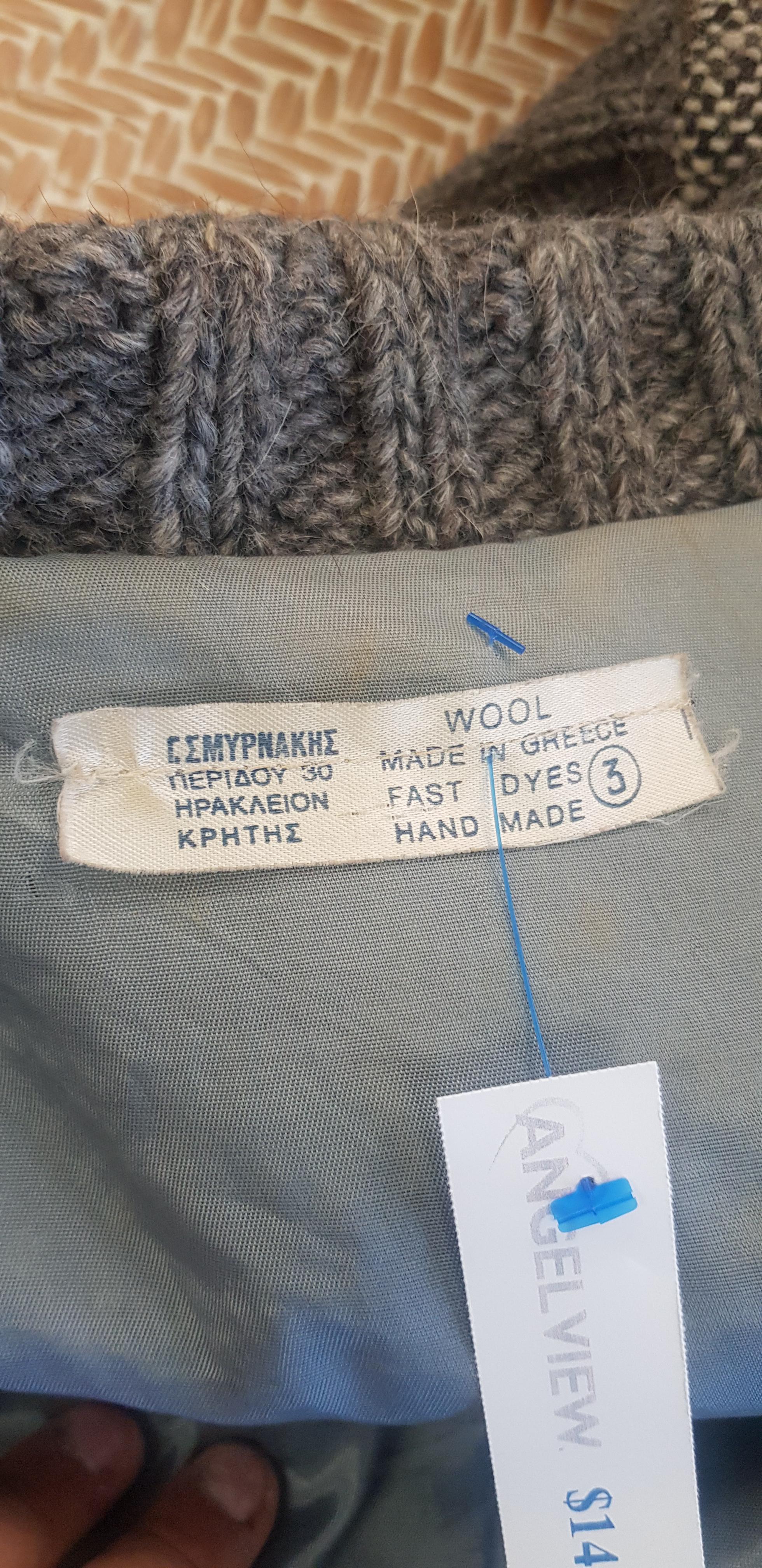 [Unknown>English] Can someone please translate the left part of this