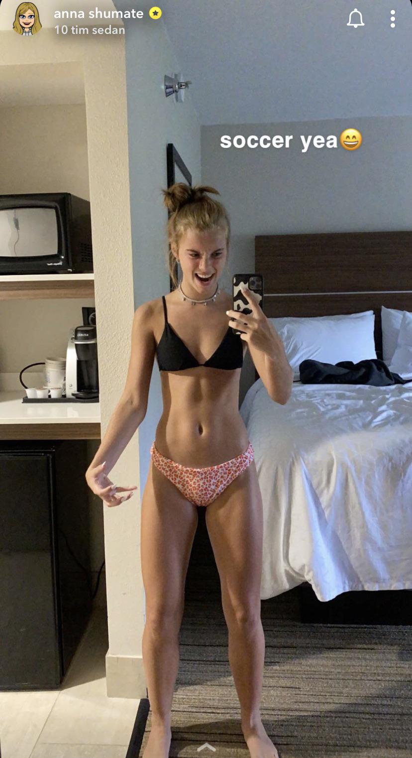 🐫toe anna_shumate