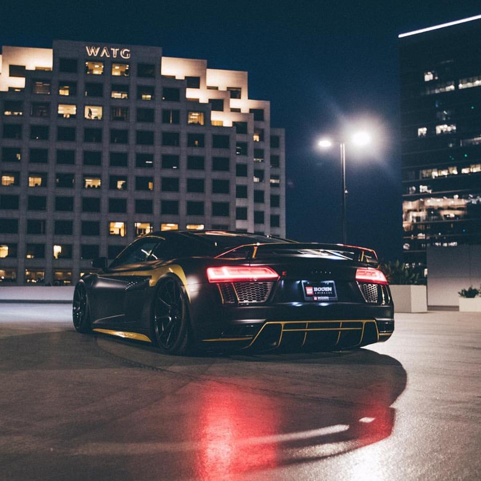 Getter's Satin Black, Gold Accent Bagged R8 r/Stance