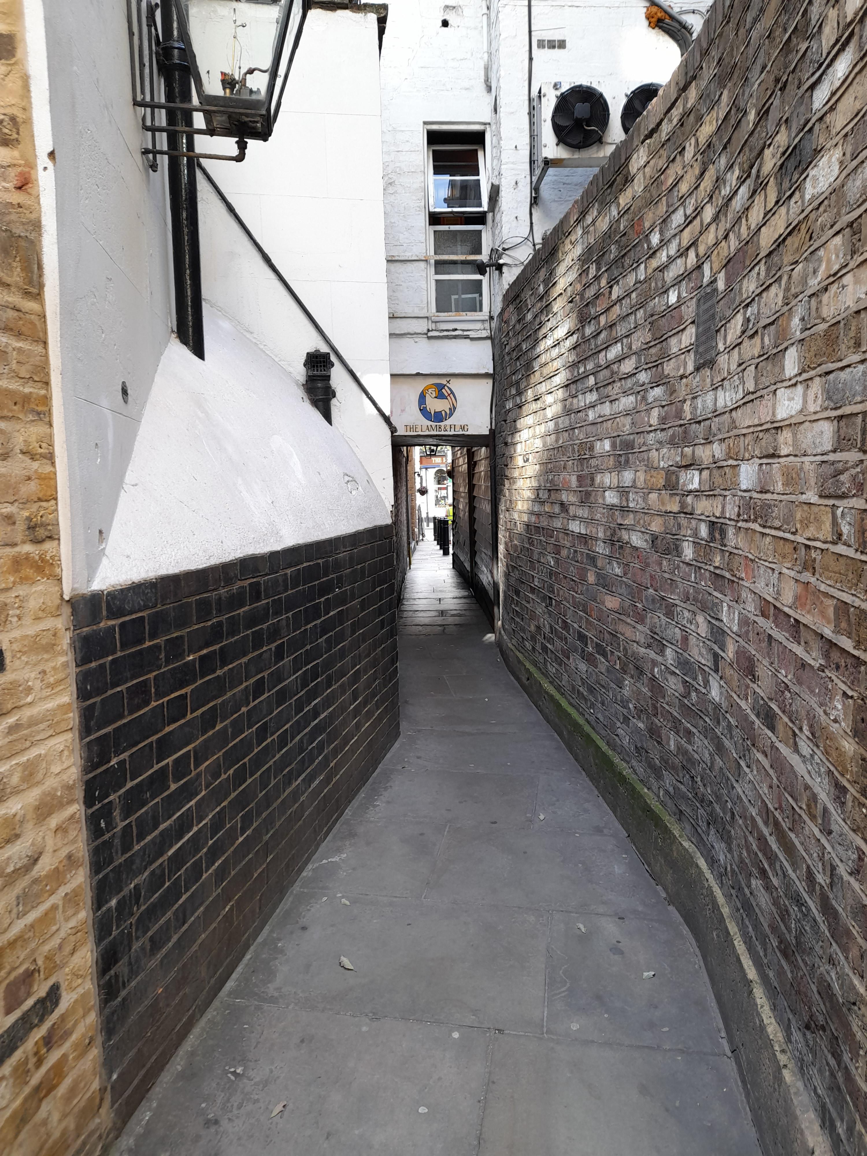 The most dangerous street in London r/london