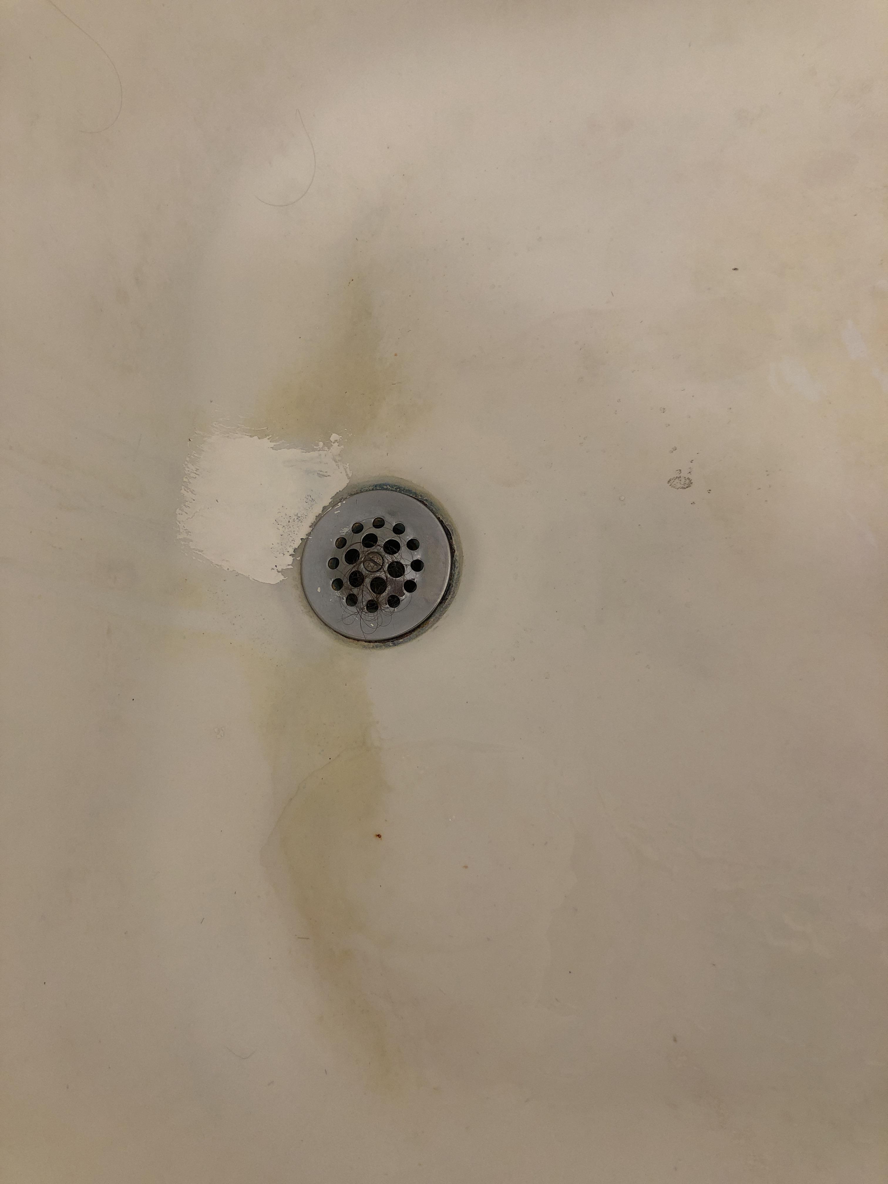 How to clean this bathtub? I’ve tried Dawn, magic eraser, etc and
