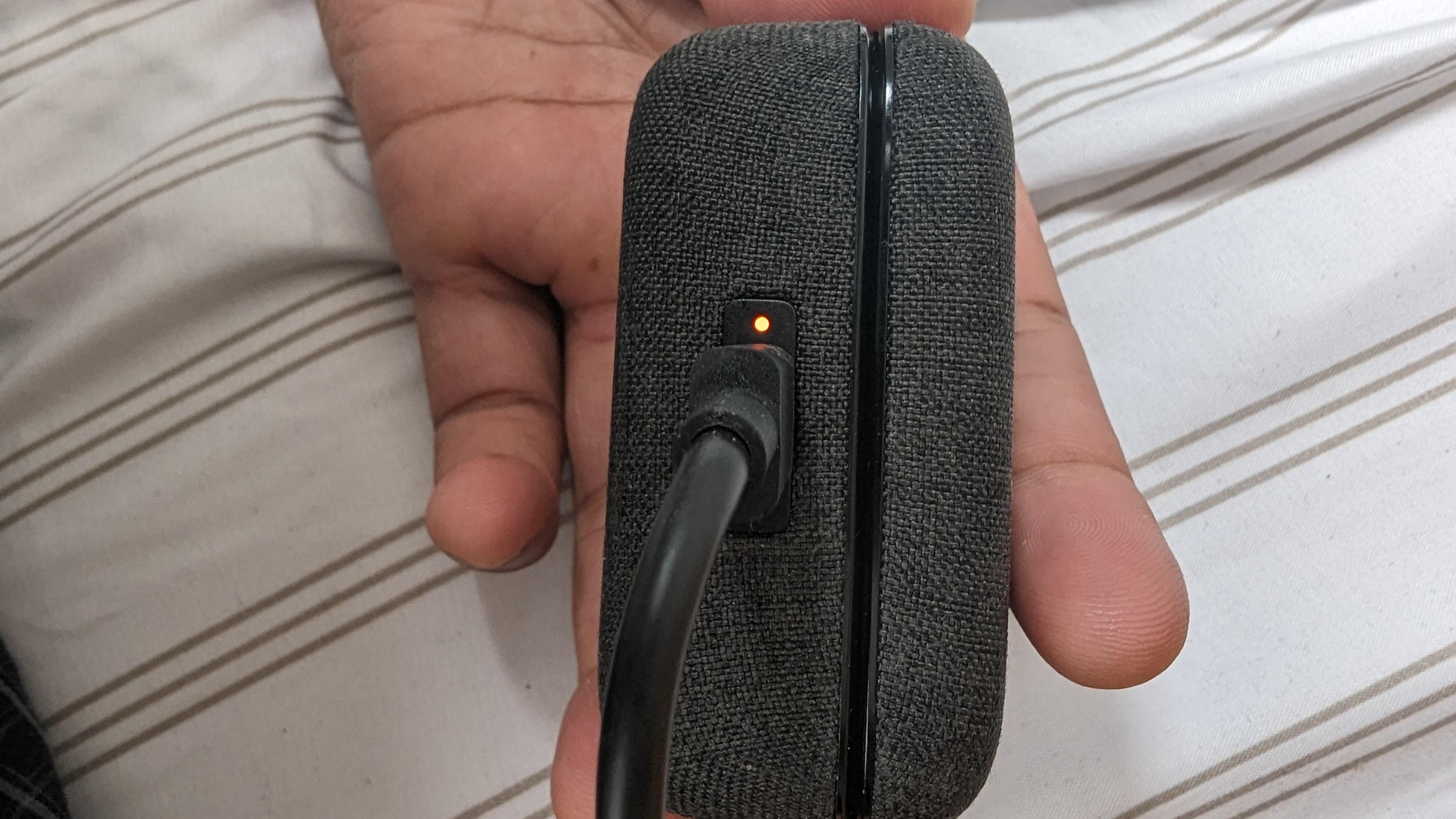 Sennheiser true momentum 3 earphones stopped working! : r/sennheiser