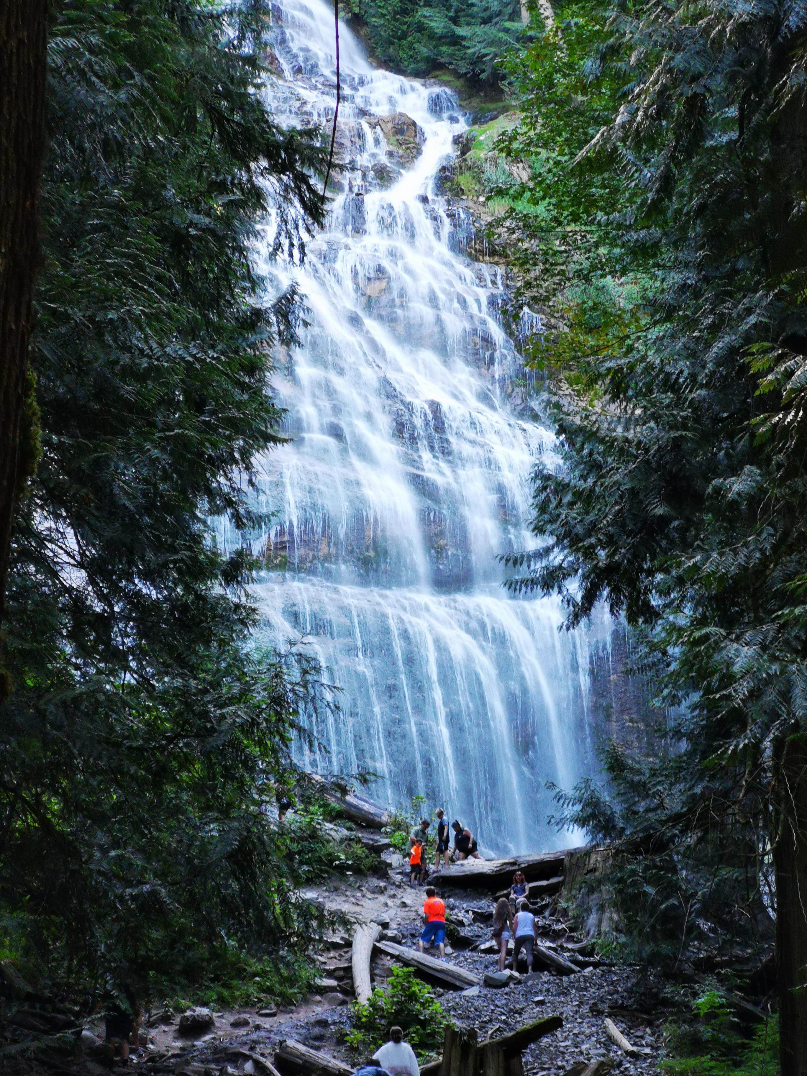 [OC] Bridal Veils Falls hiking trail in Chilliwack, British Columbia