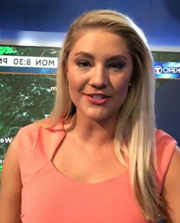 KIRO 7 Seattle Washington Sexy Weather Babe Tonight Claire Anderson r/NewsAnchors