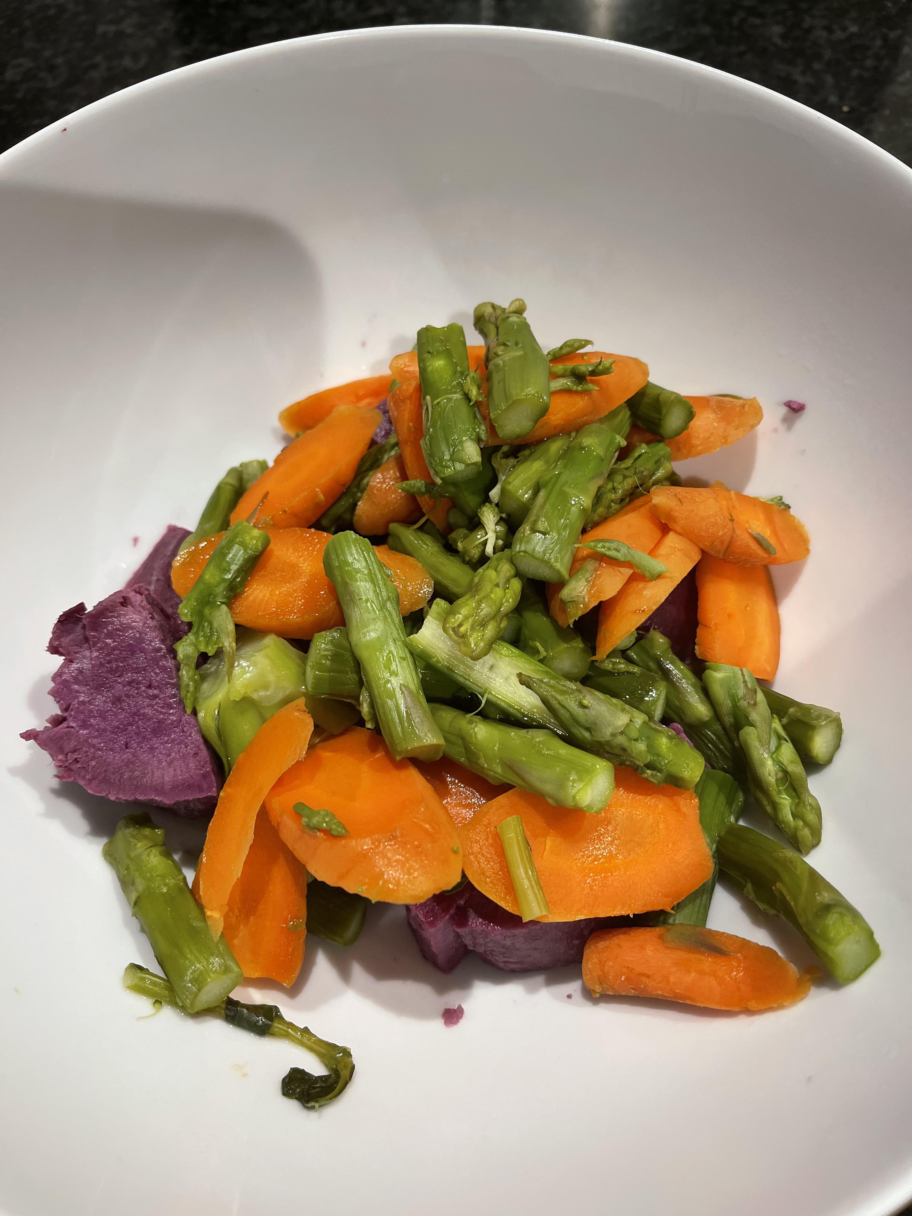 Steamed vegetables for dinner. Calorie density for weight loss. WFPB