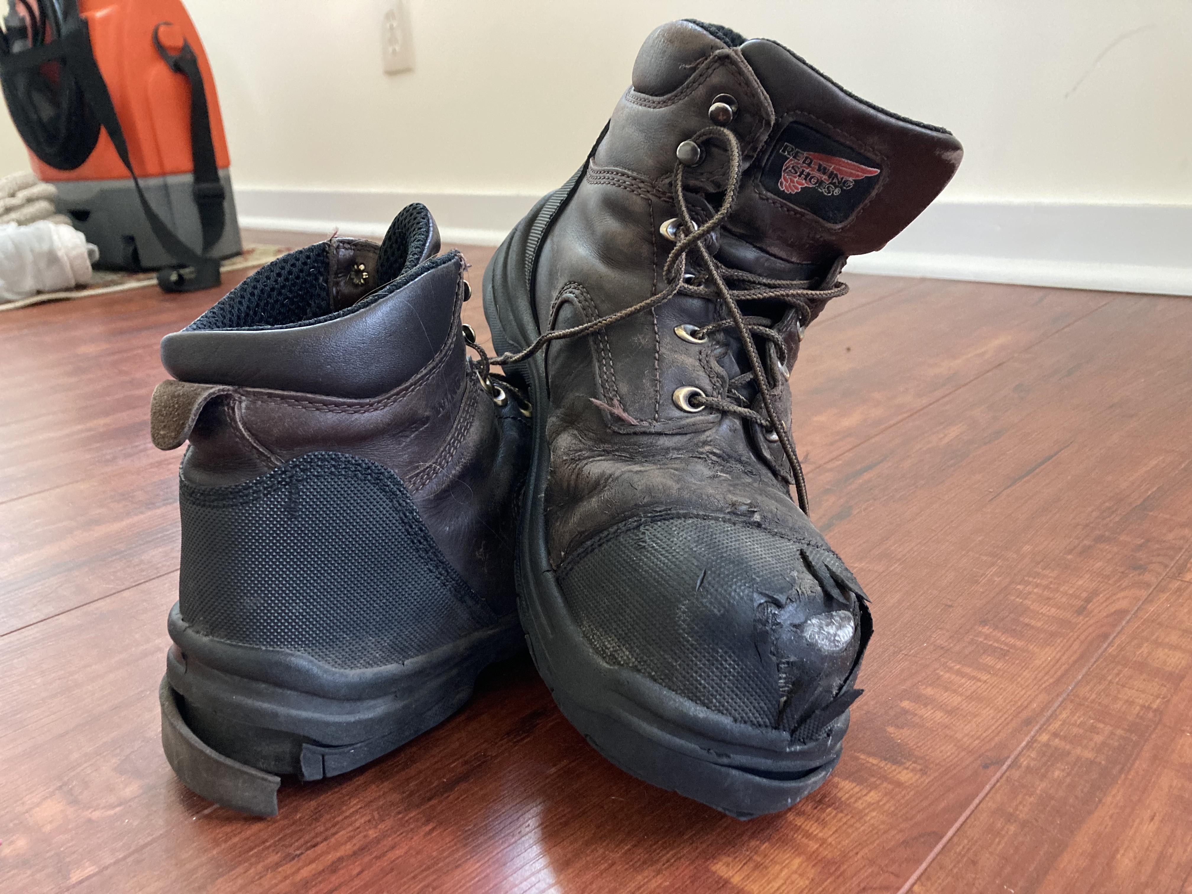 RIP these red wings. Do not to others. Lasted me a little