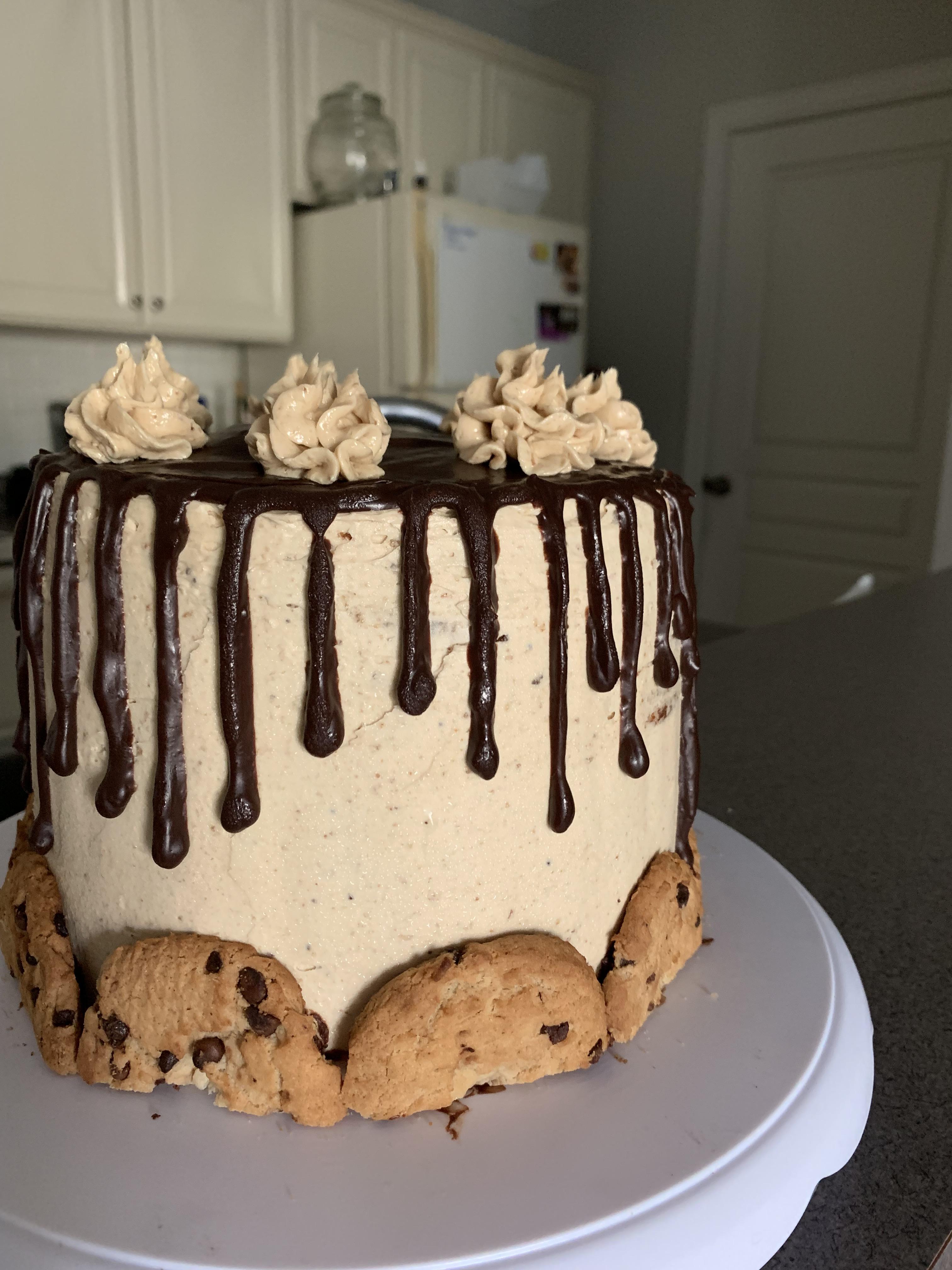 This is a yellow cake with chocolate chips, with a cookie dough filling