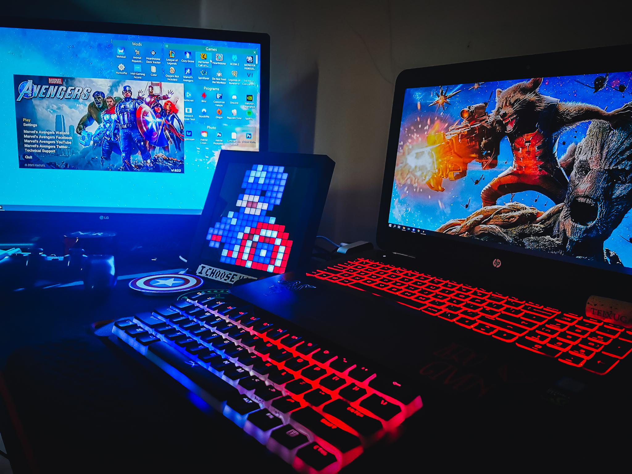 My peasant Setup. Huntsman Mini with HyperX pudding Keycaps r/razer