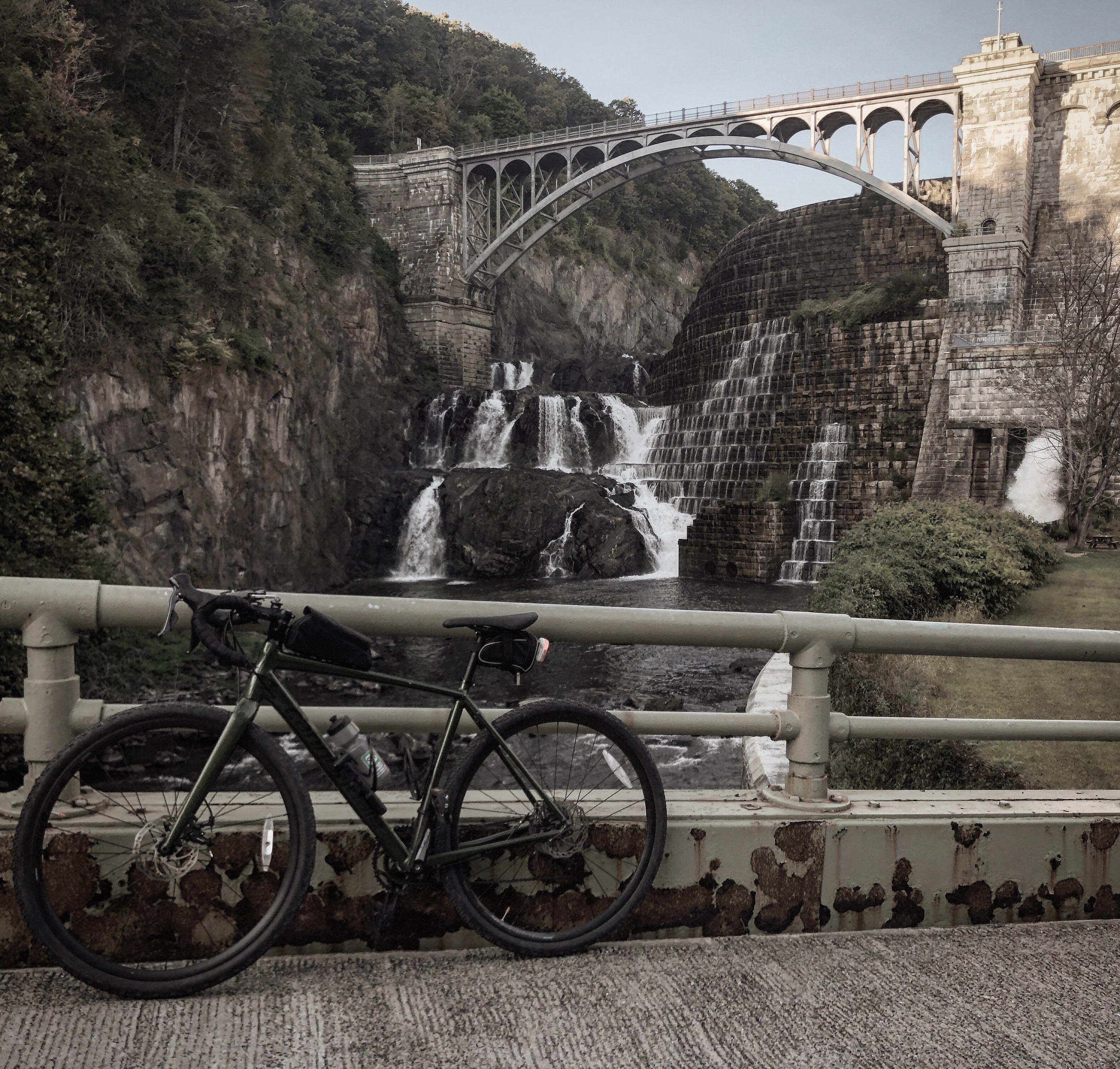 Old Croton Aqueduct Trail in Westchester County, NY r/gravelcycling