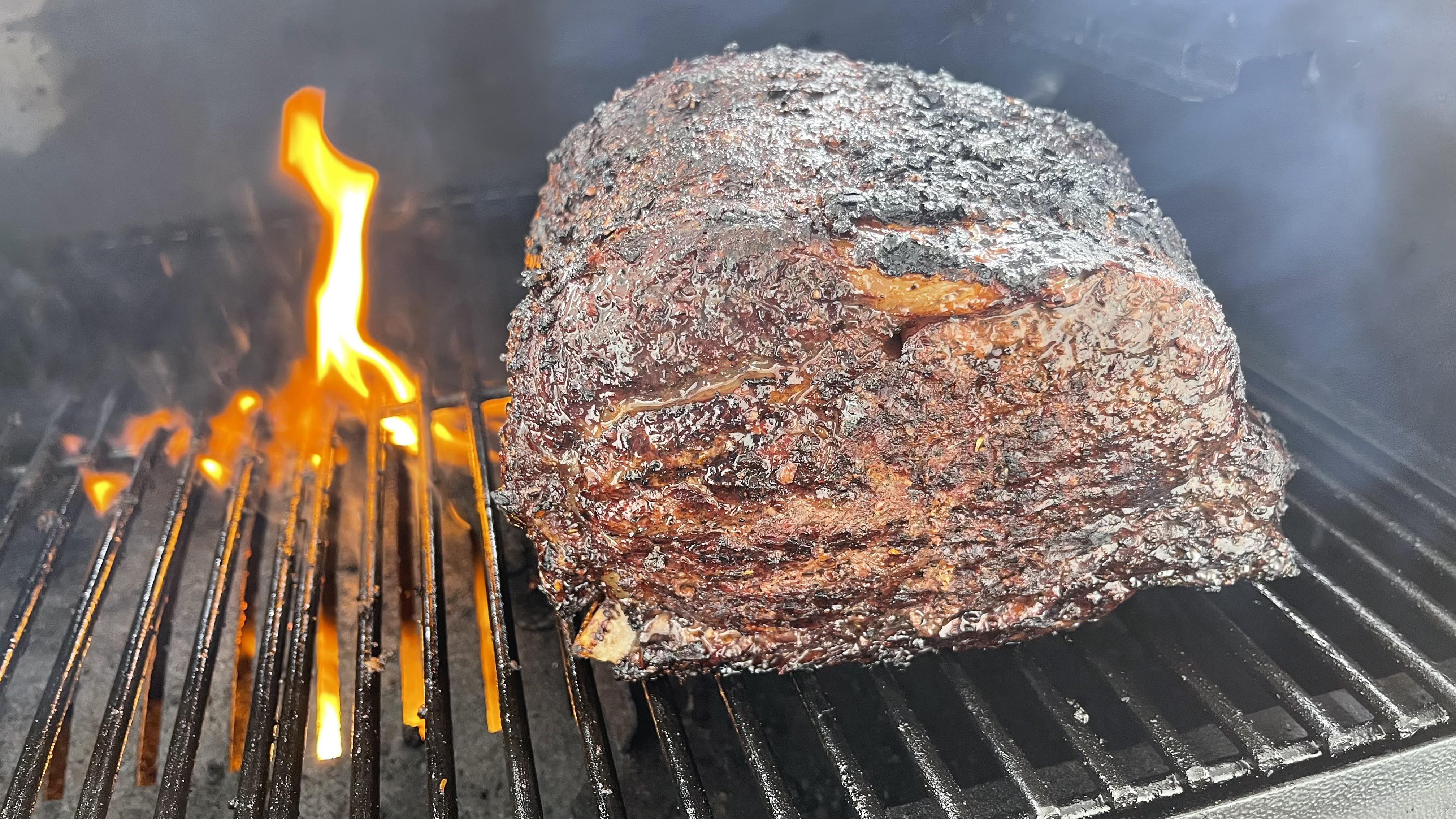 [homemade] Prime rib roast on the smoker r/food