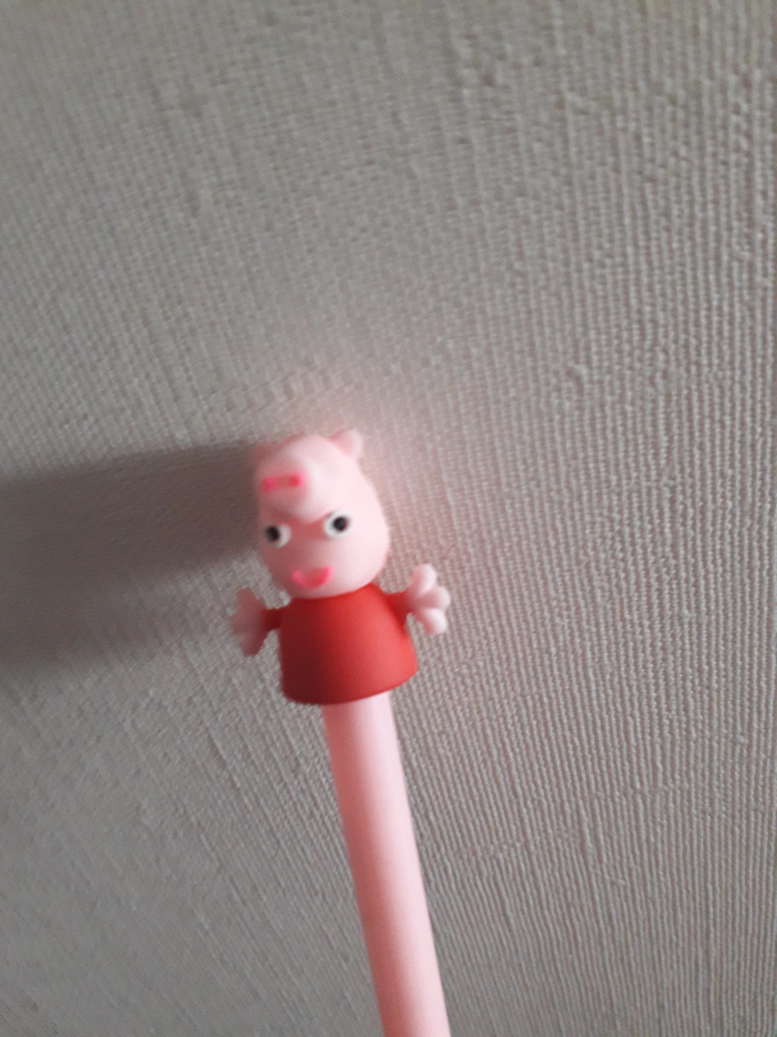 This Peppa Pig eraser... r/CrappyDesign